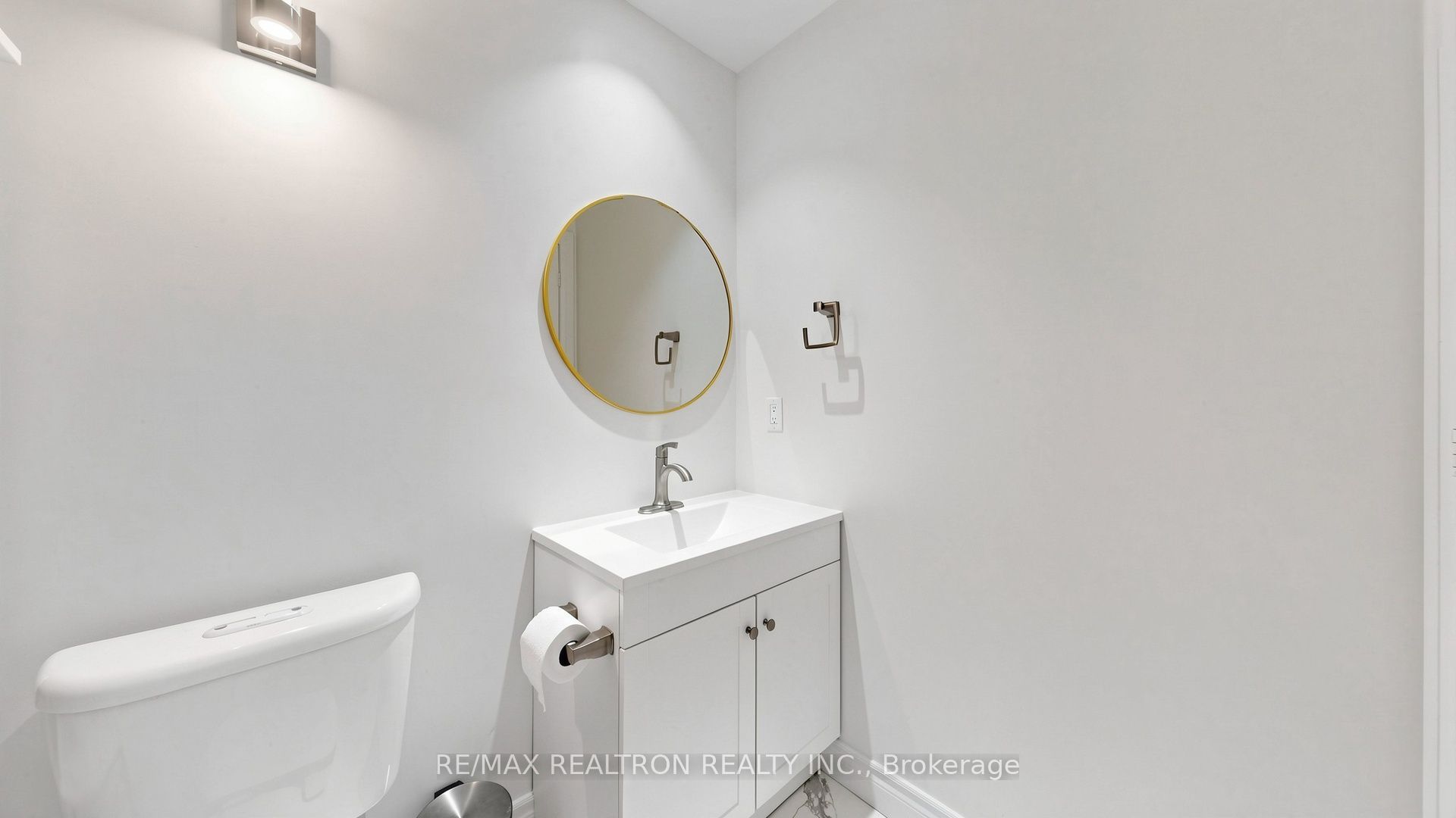 100 Harrison Garden Boulevard 1223 Property Photo 39