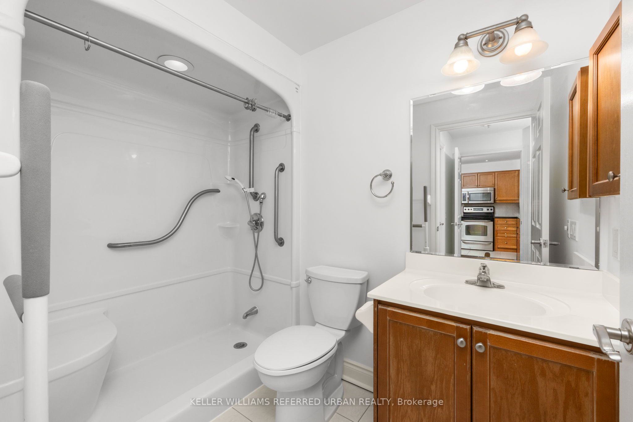 12 Rean Drive 314 Property Photo 17