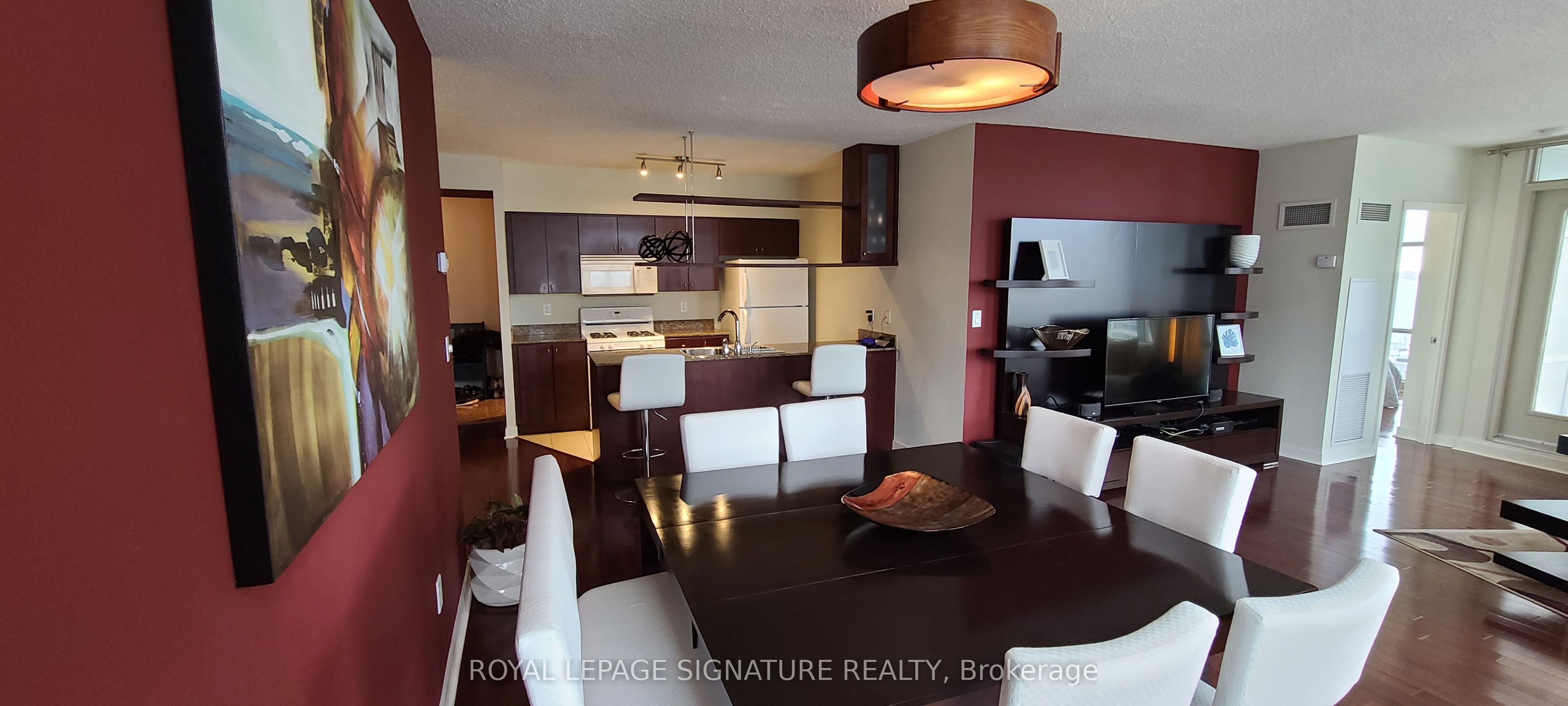 10 Navy Wharf Court 1212 Property Photo 5