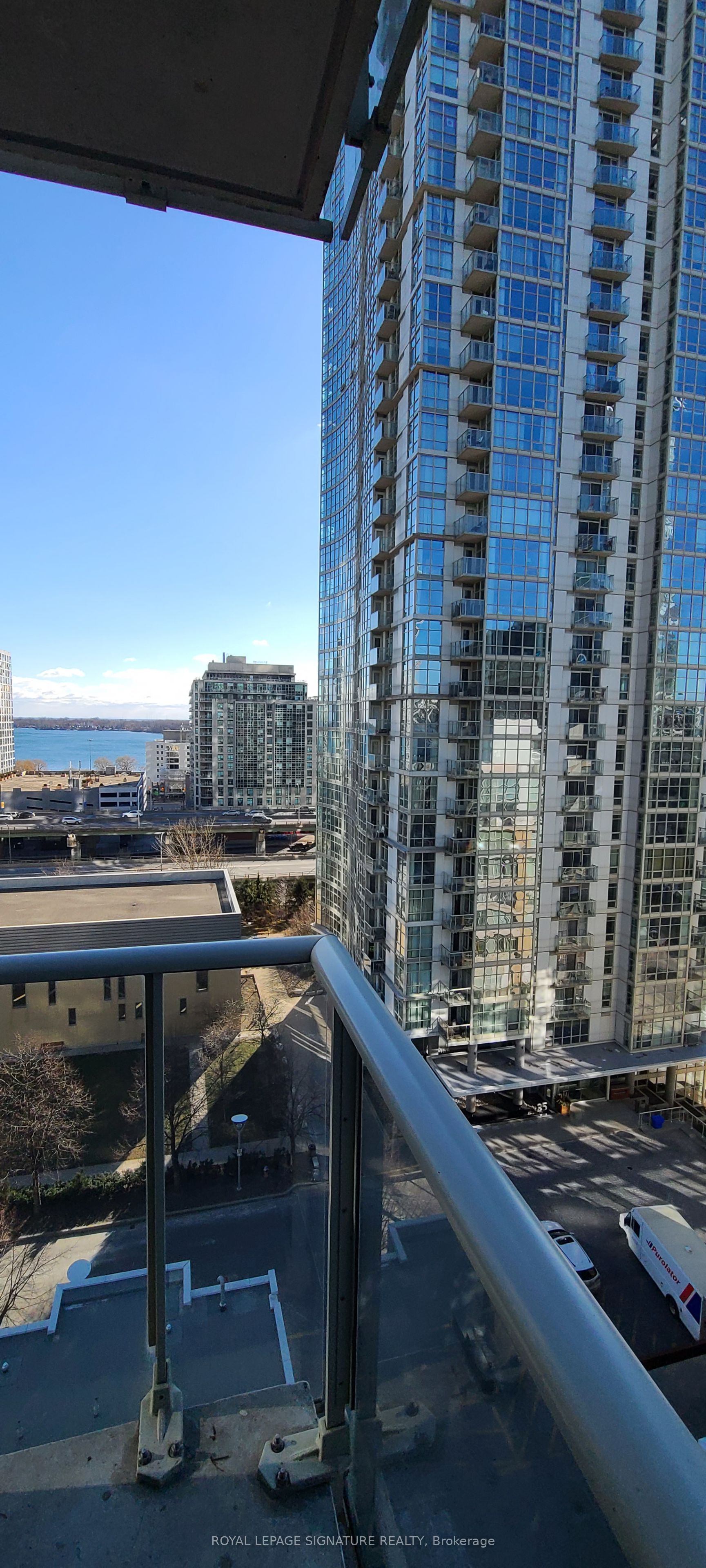 10 Navy Wharf Court 1212 Property Photo 14