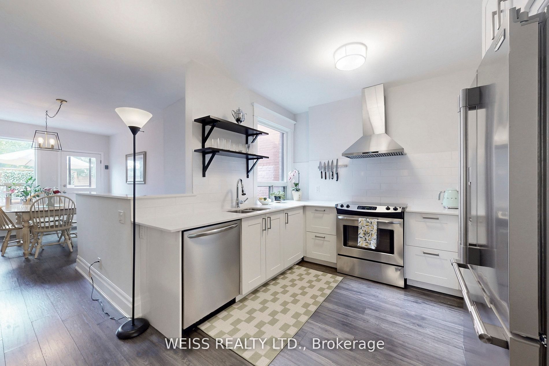 758 Richmond Street W Property Photo 6