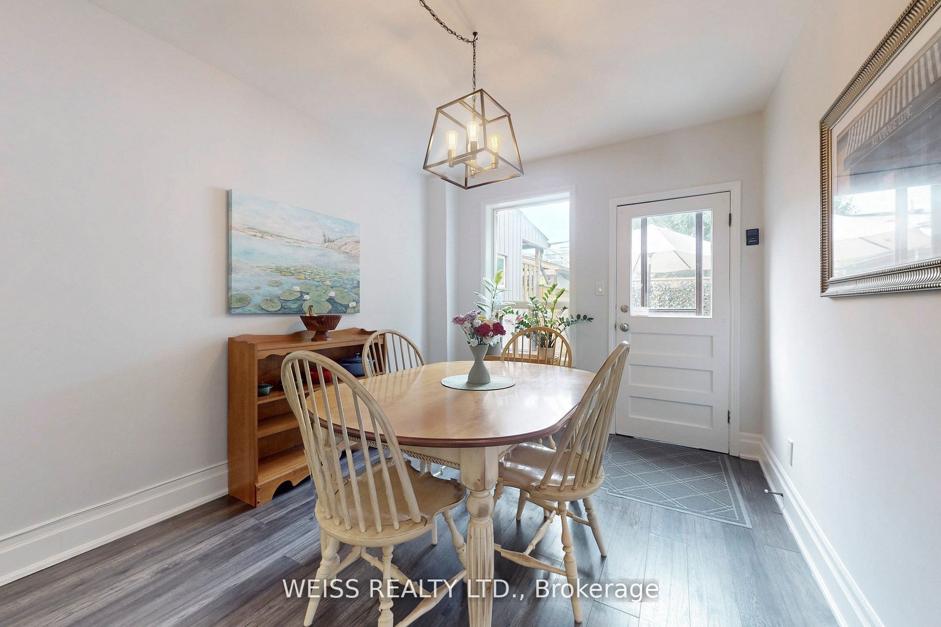 758 Richmond Street W Property Photo 11