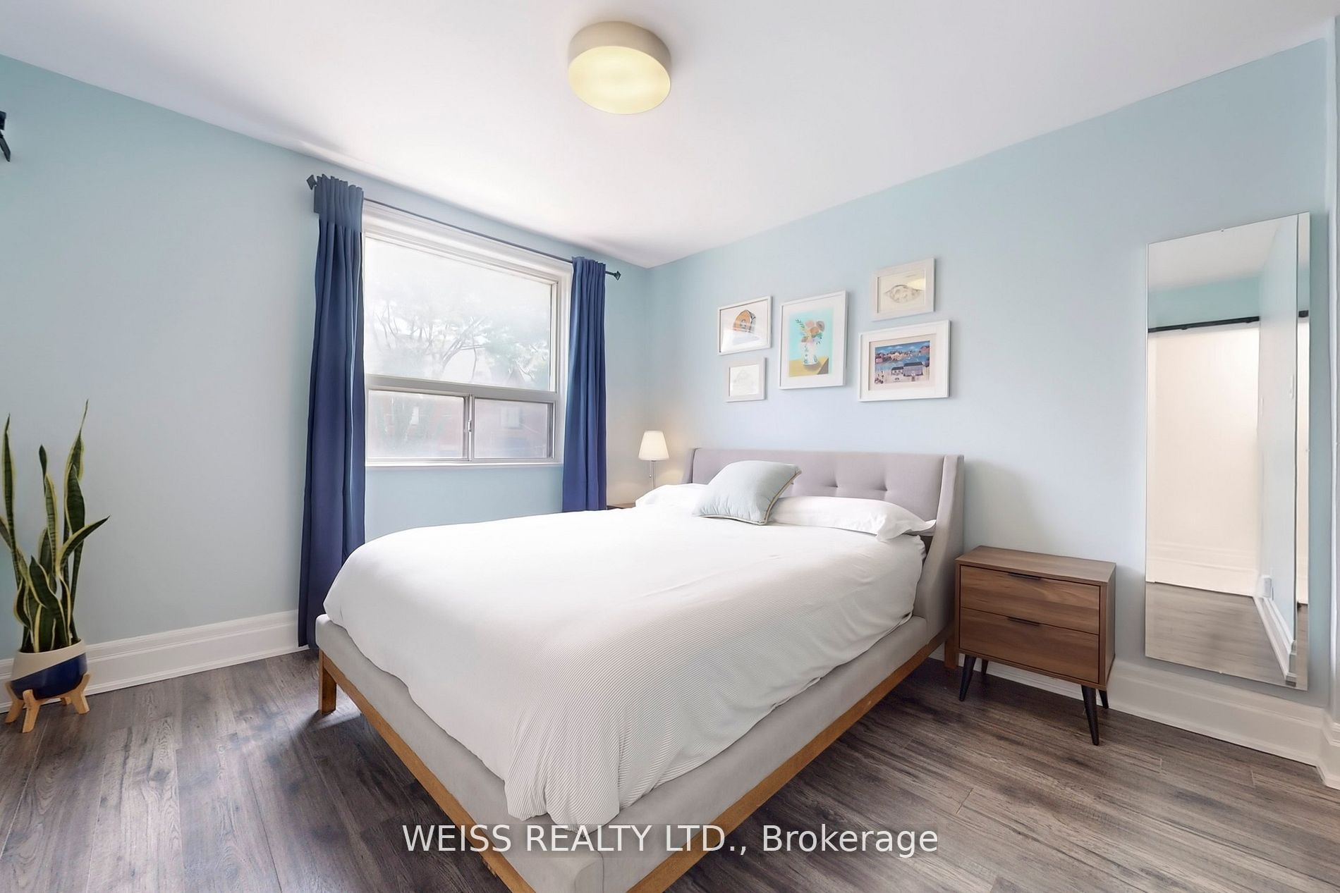 758 Richmond Street W Property Photo 15