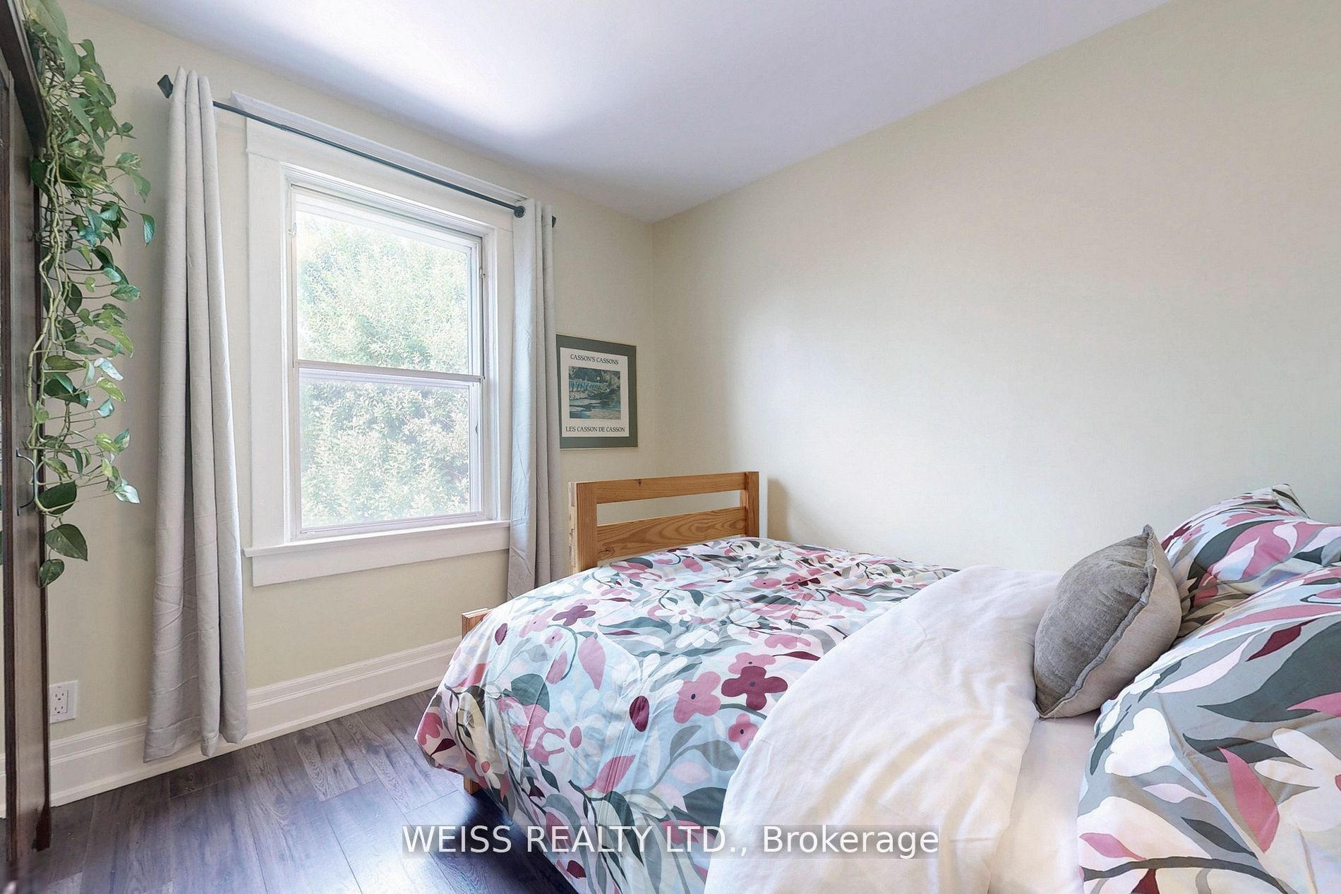 758 Richmond Street W Property Photo 21