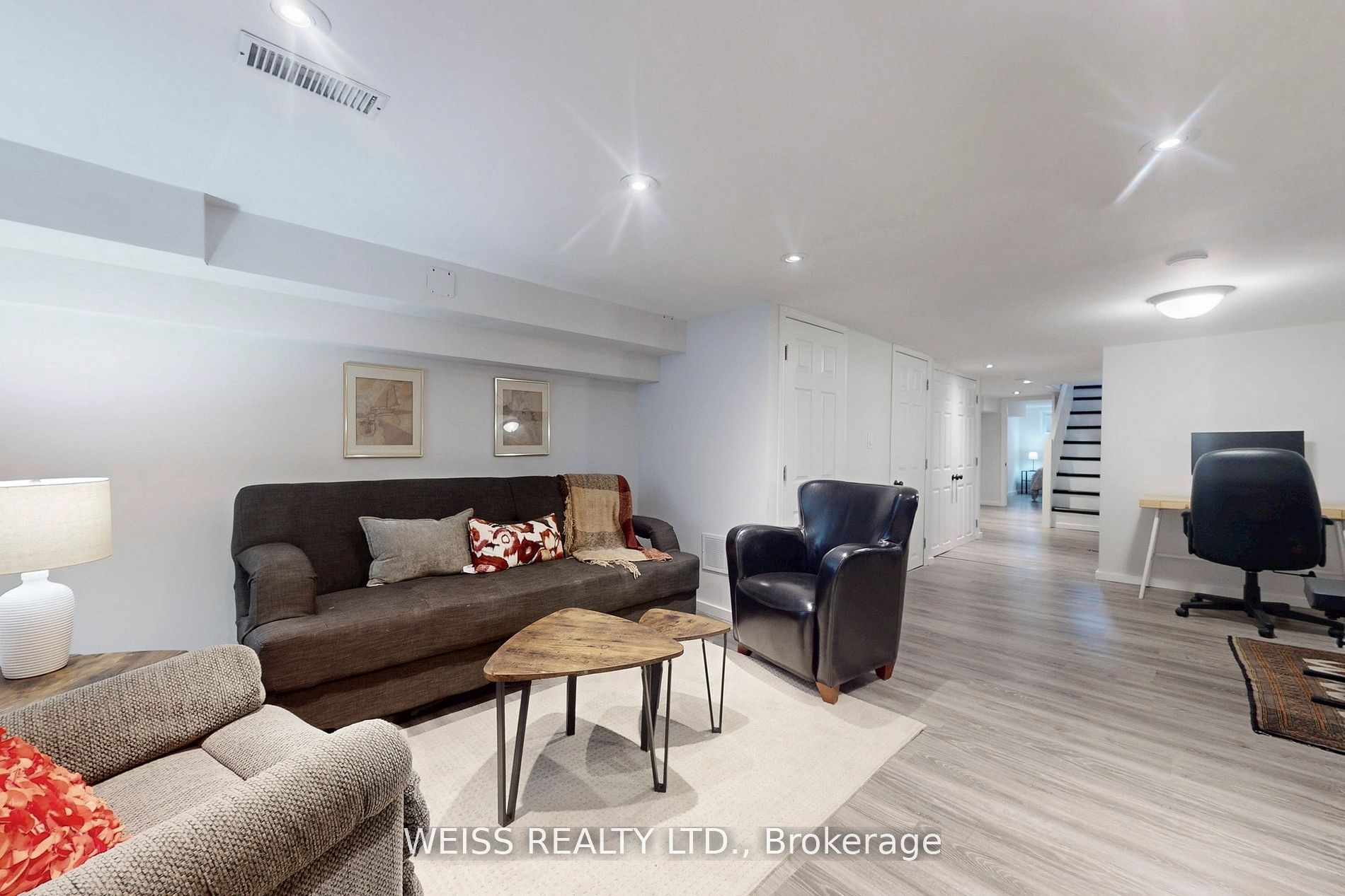 758 Richmond Street W Property Photo 27