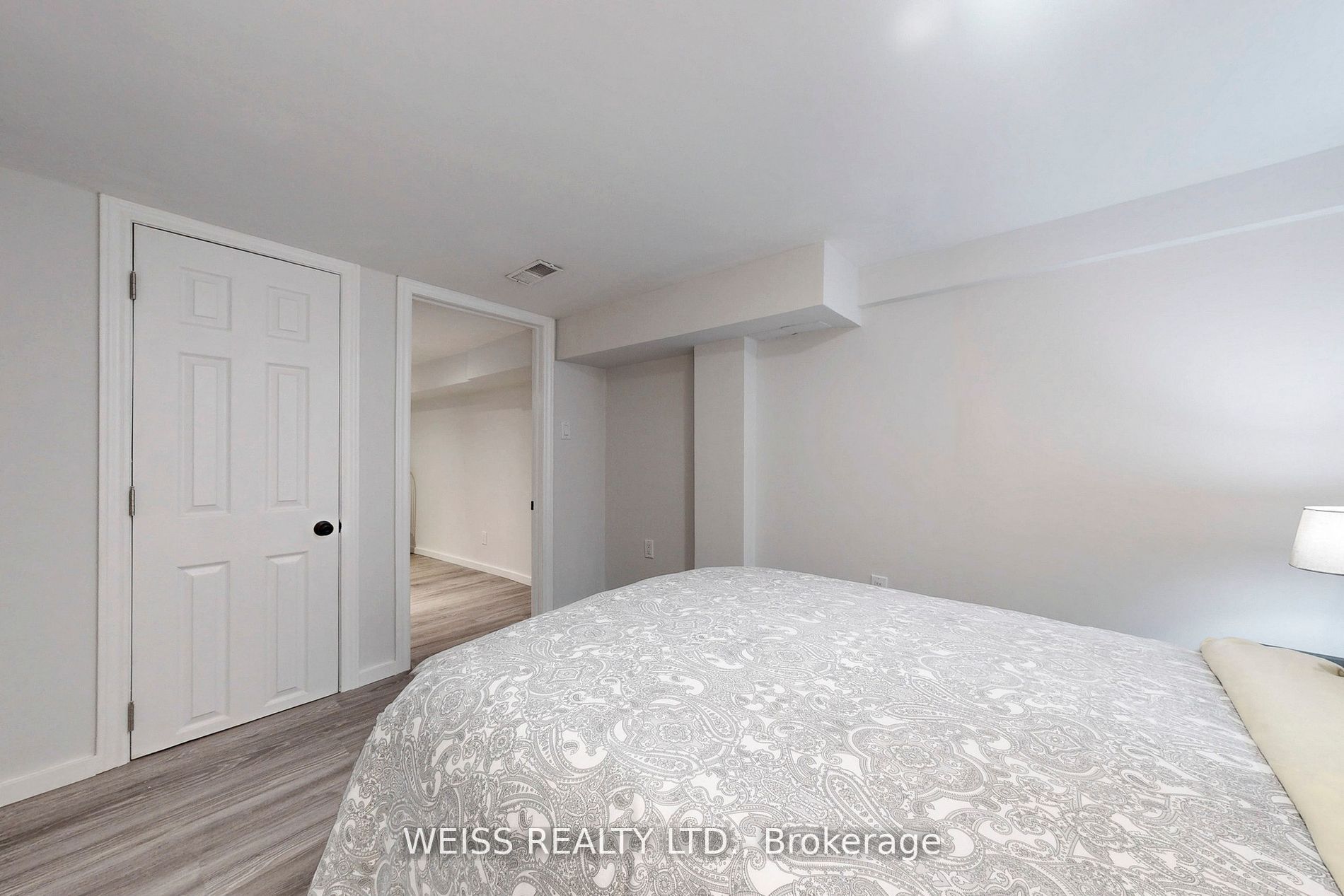 758 Richmond Street W Property Photo 33