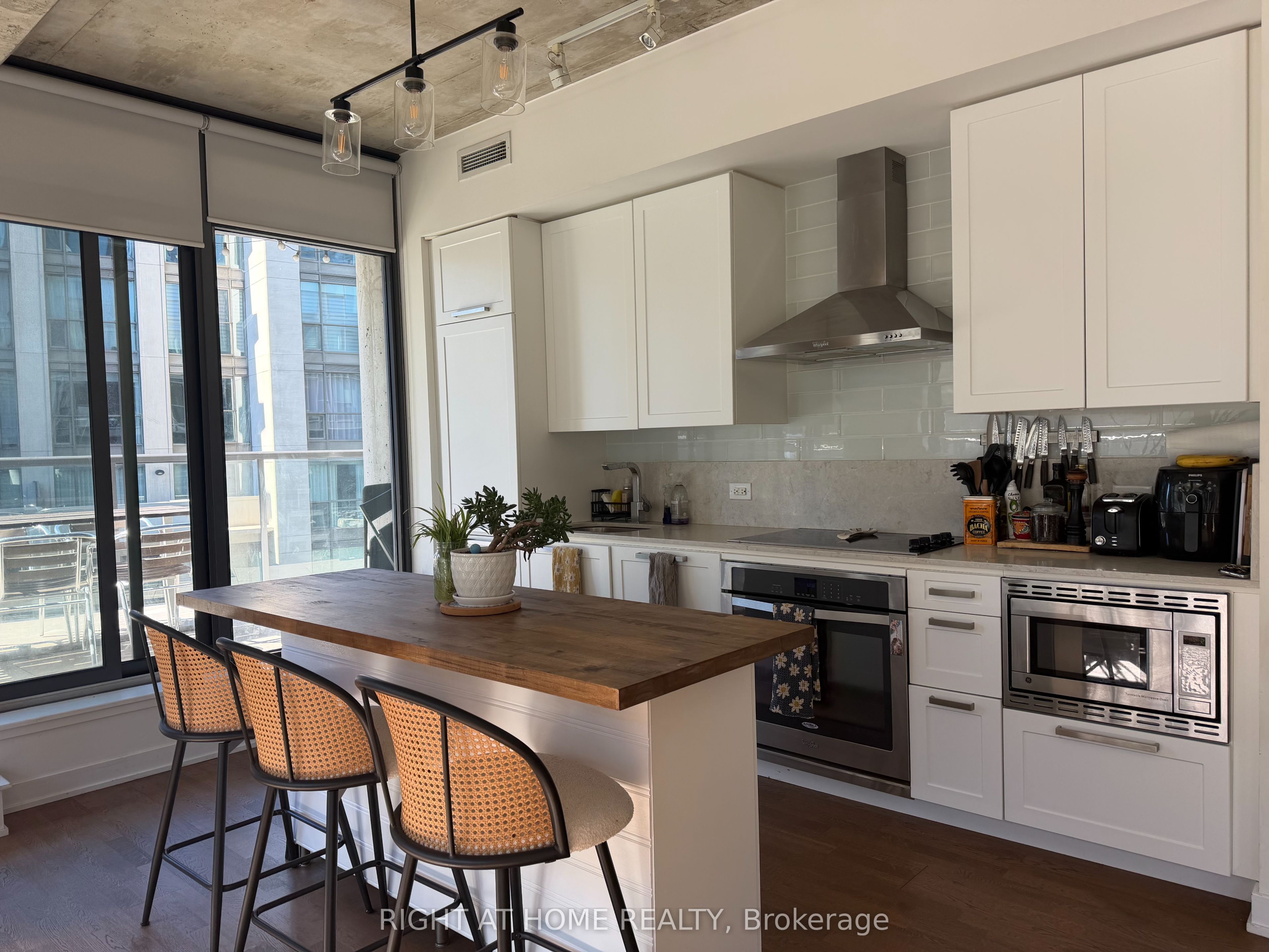 15 Beverley Street 509 Property Photo 2