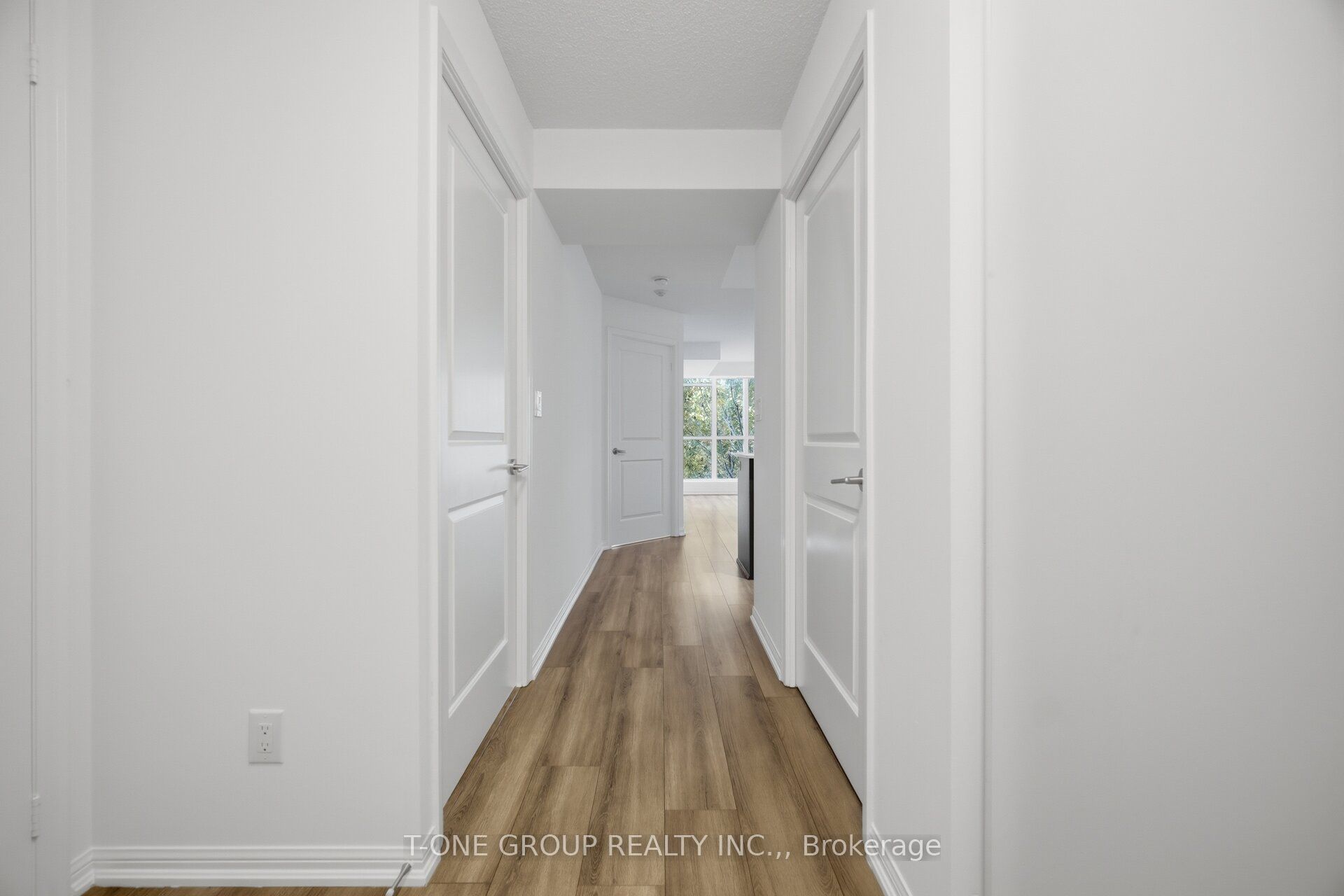 35 Bastion Street 311 Property Photo 8