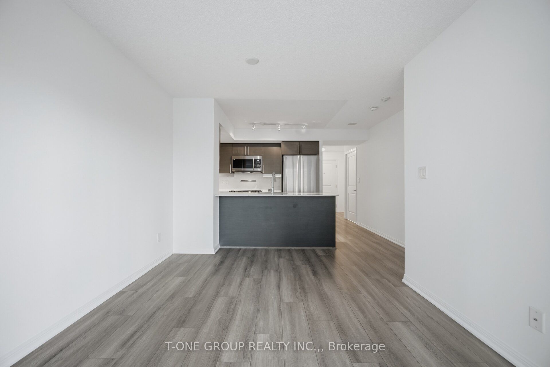 35 Bastion Street 311 Property Photo 14