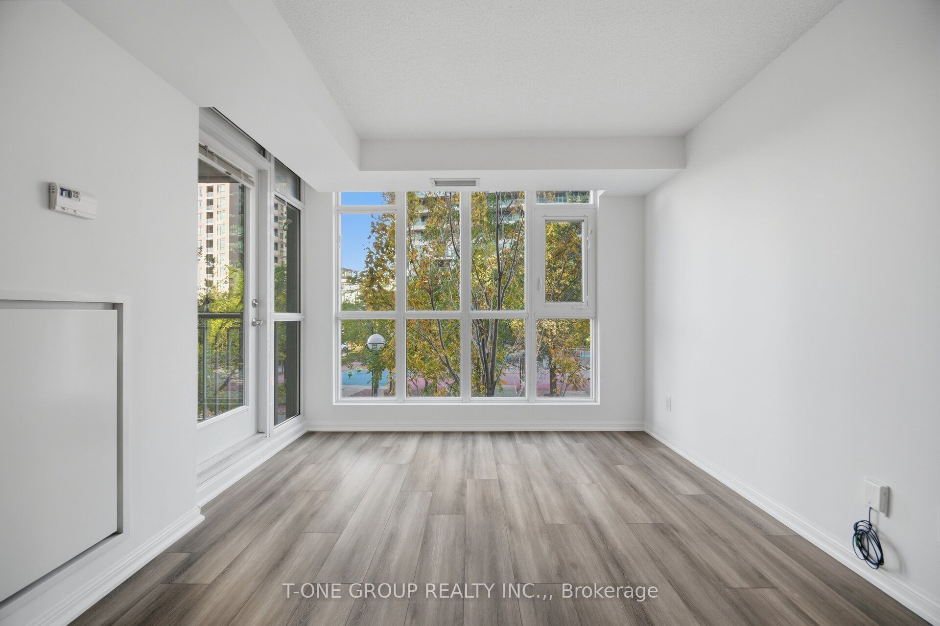 35 Bastion Street 311 Property Photo 17