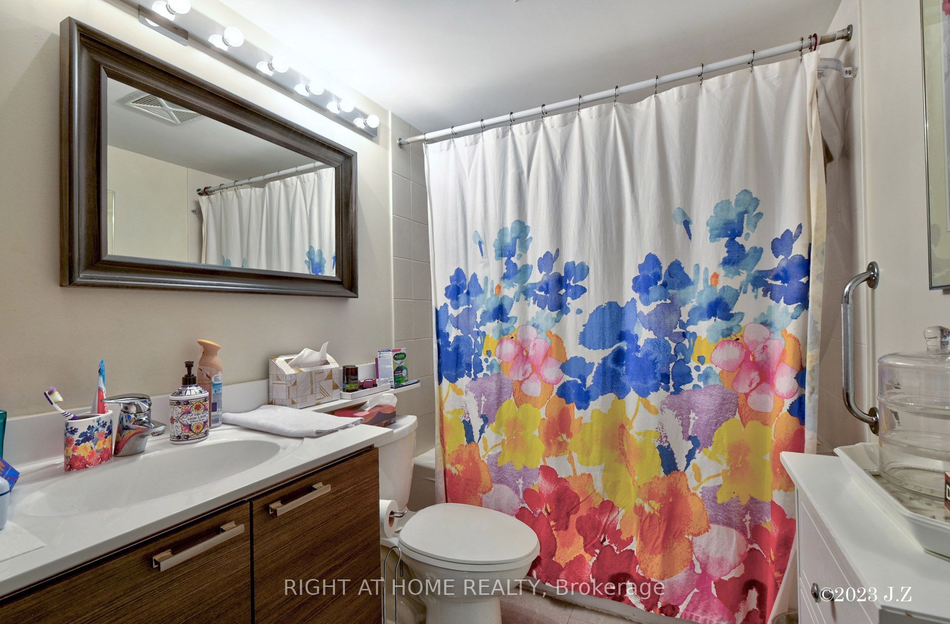 760 Sheppard Avenue W 312 Property Photo 5