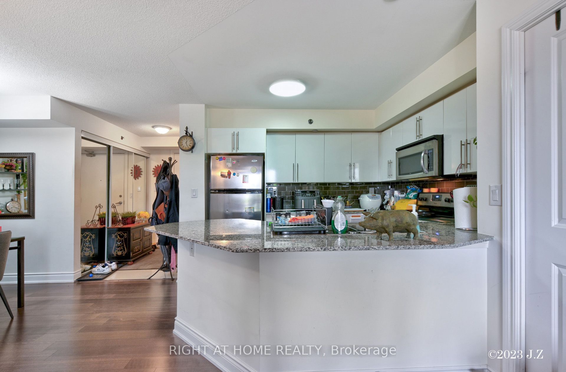 760 Sheppard Avenue W 312 Property Photo 11