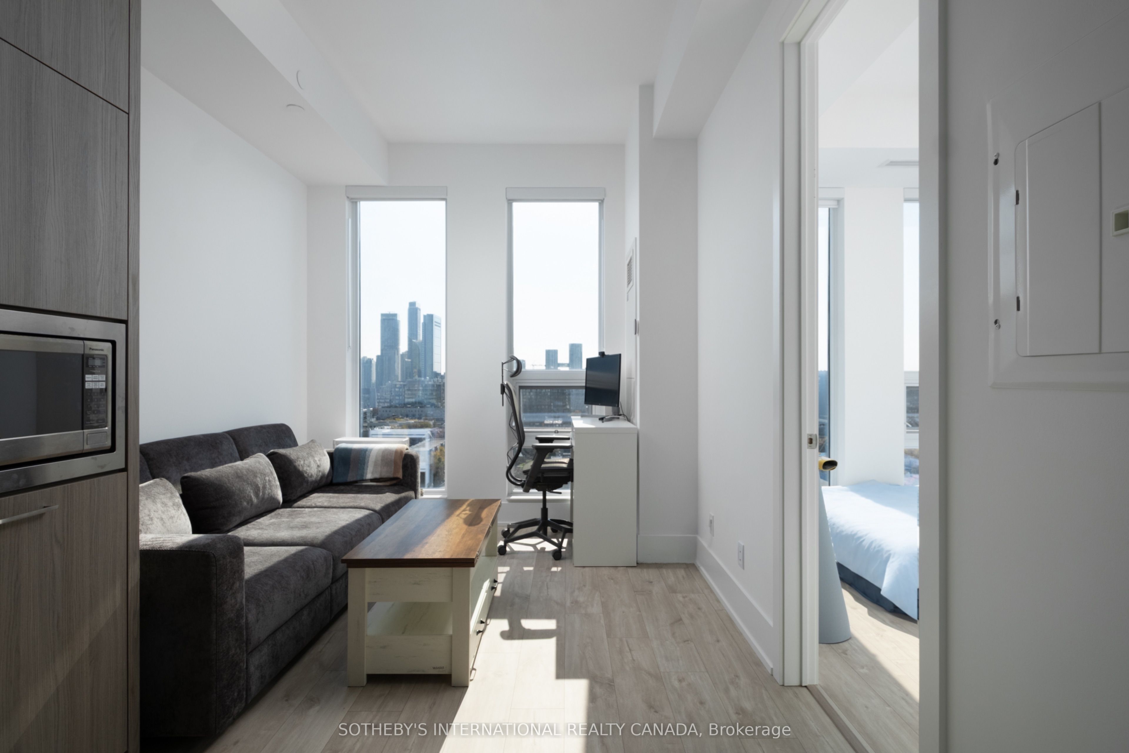 115 Denison Avenue Ph04 Property Photo 7
