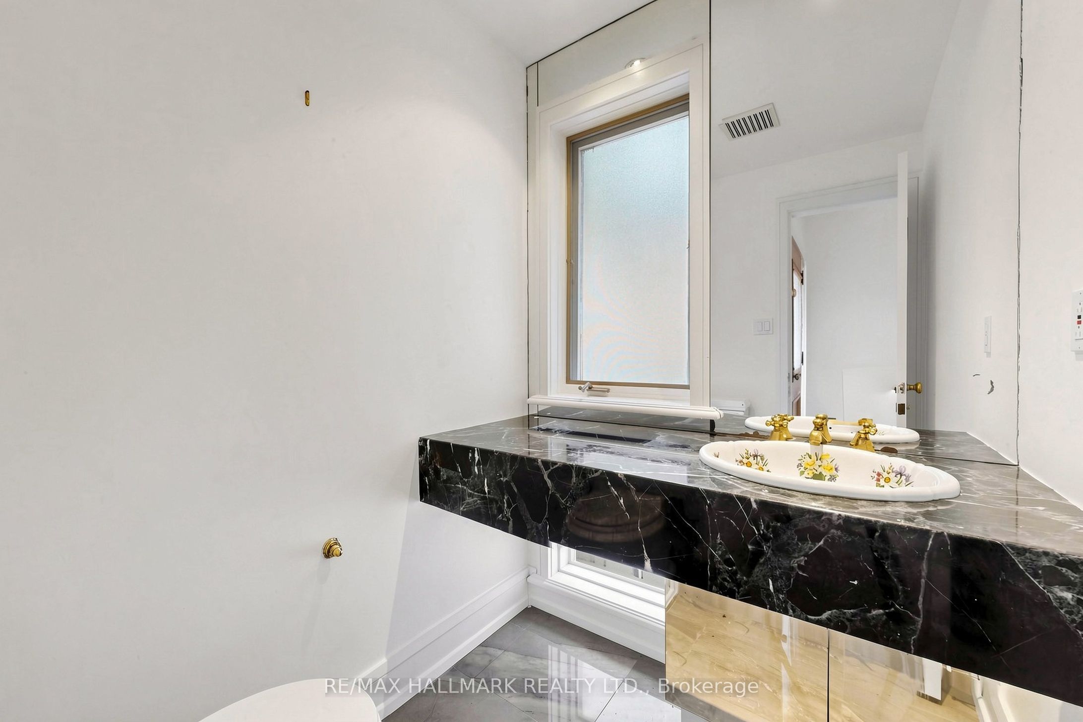 40 Donino Avenue Property Photo 21