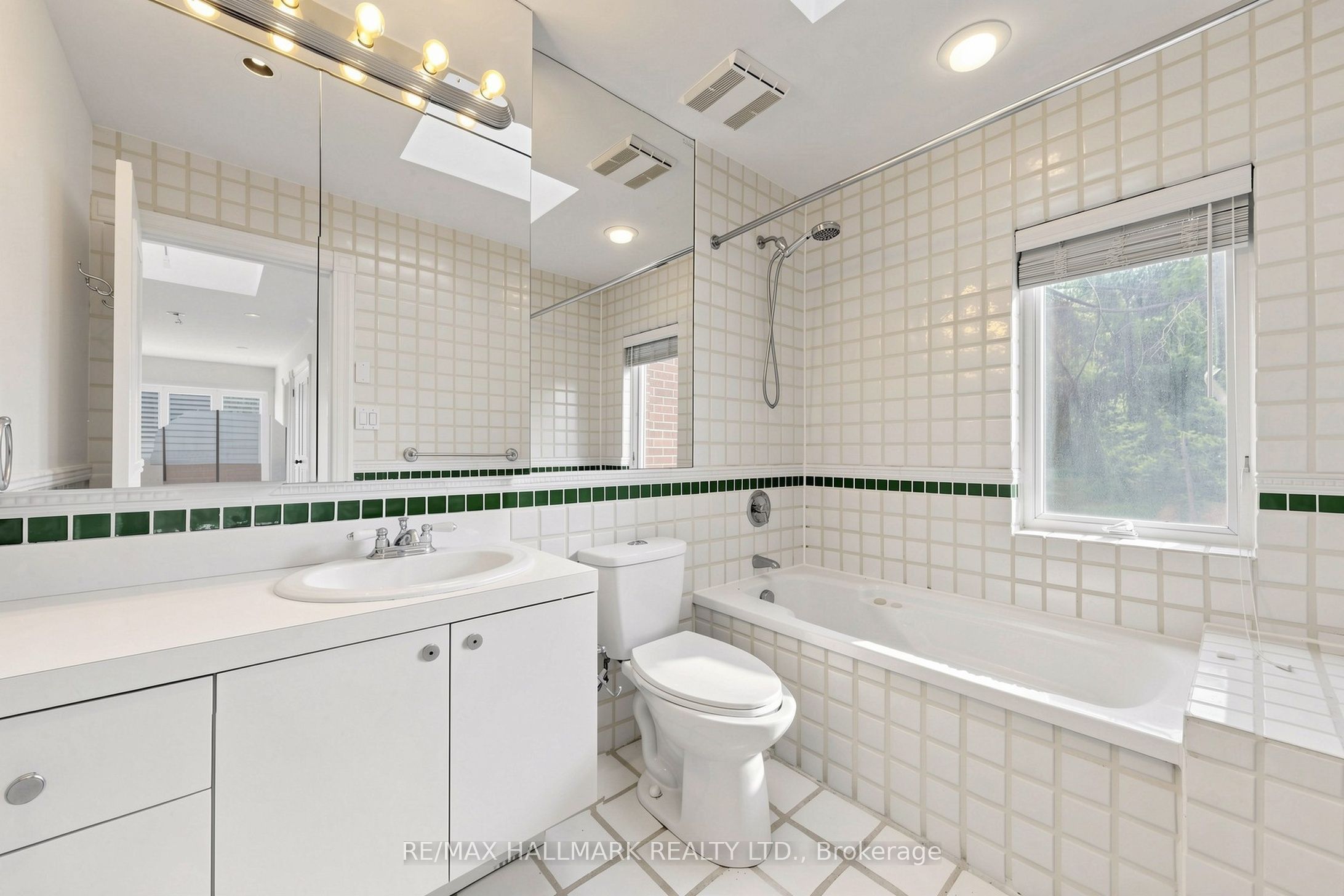 40 Donino Avenue Property Photo 34