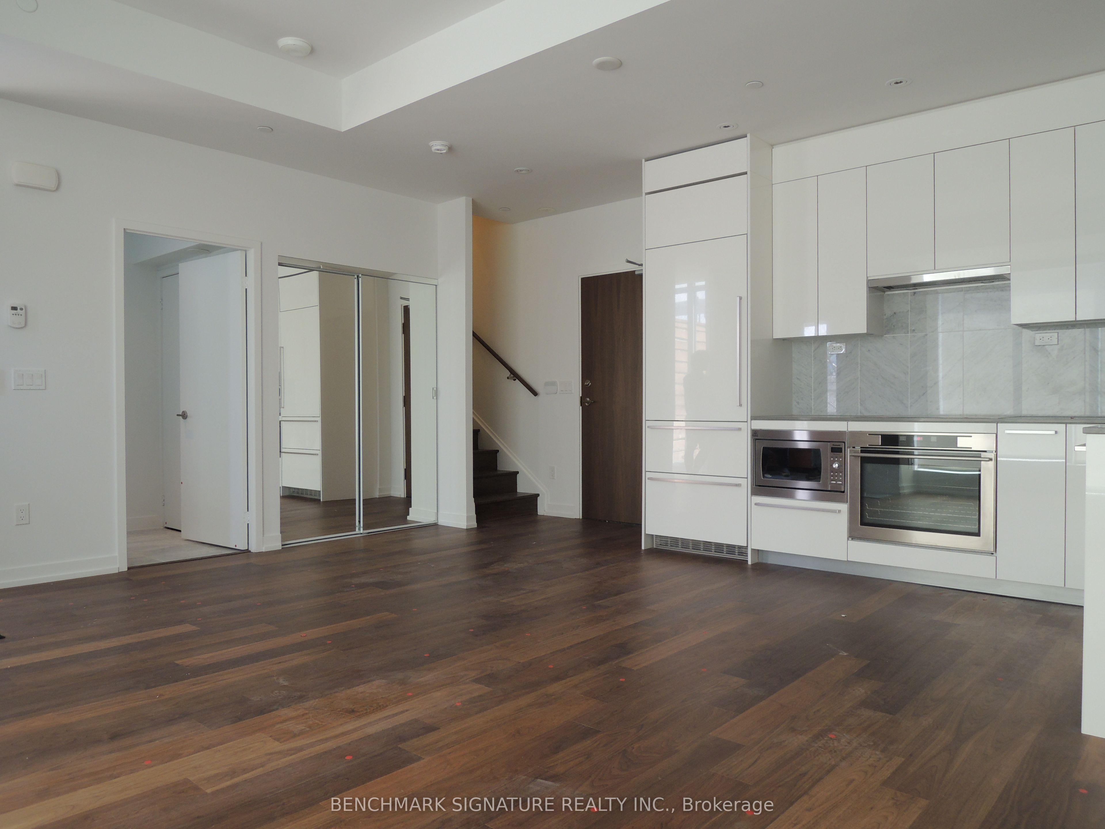 113 Mcmahon Drive Th16 Property Photo 7