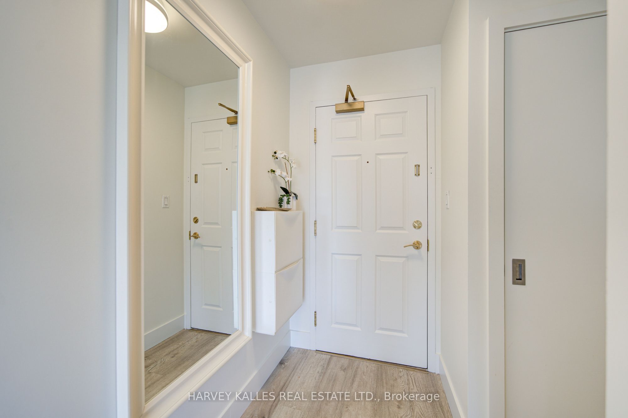 1818 Bayview Avenue 512 Property Photo 6