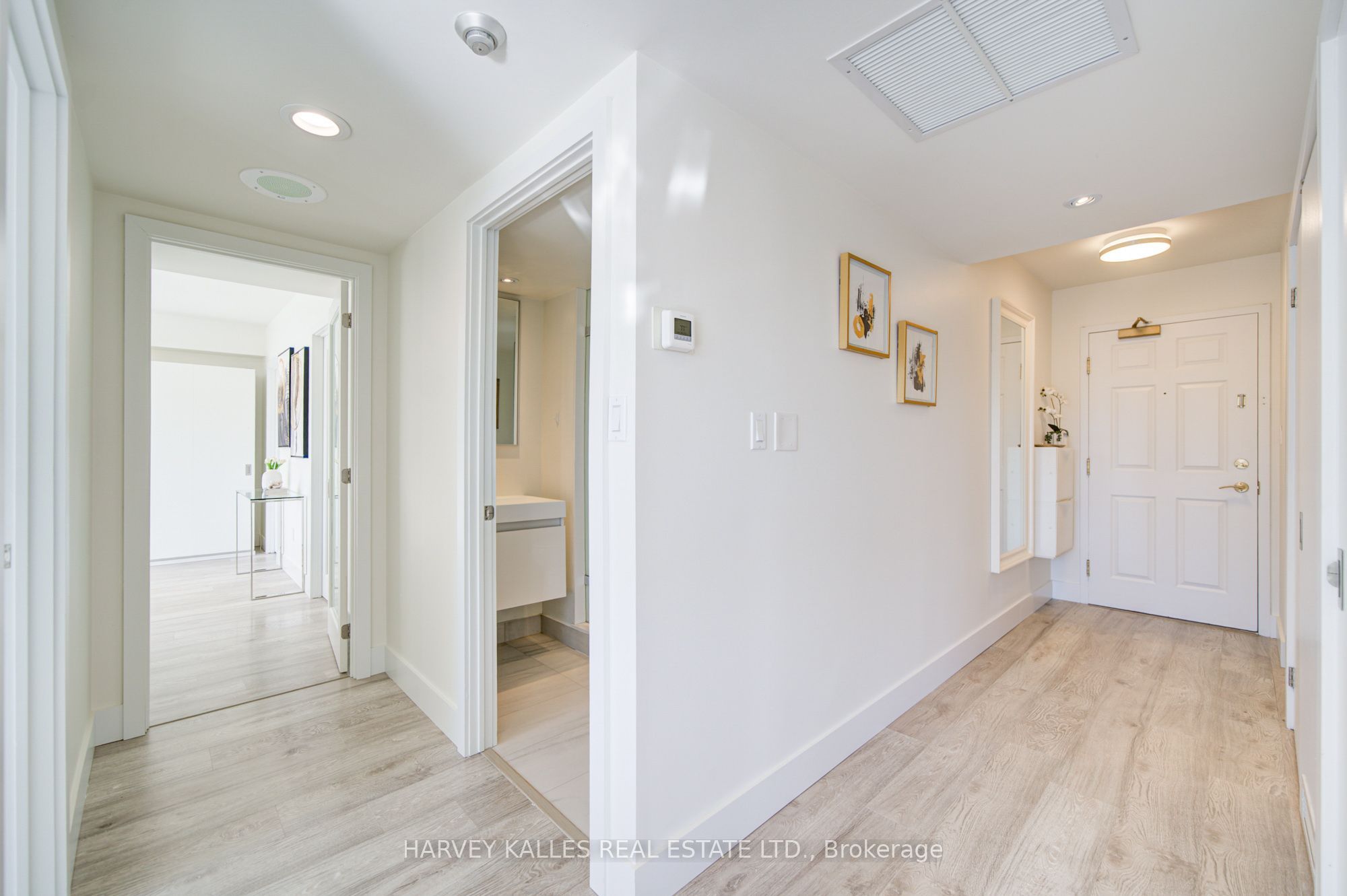 1818 Bayview Avenue 512 Property Photo 14