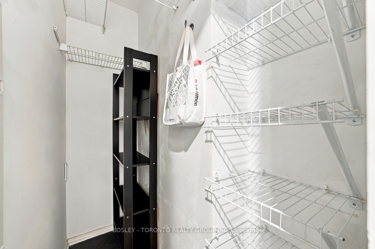 75 St. Nicholas Street 805 Property Photo 27