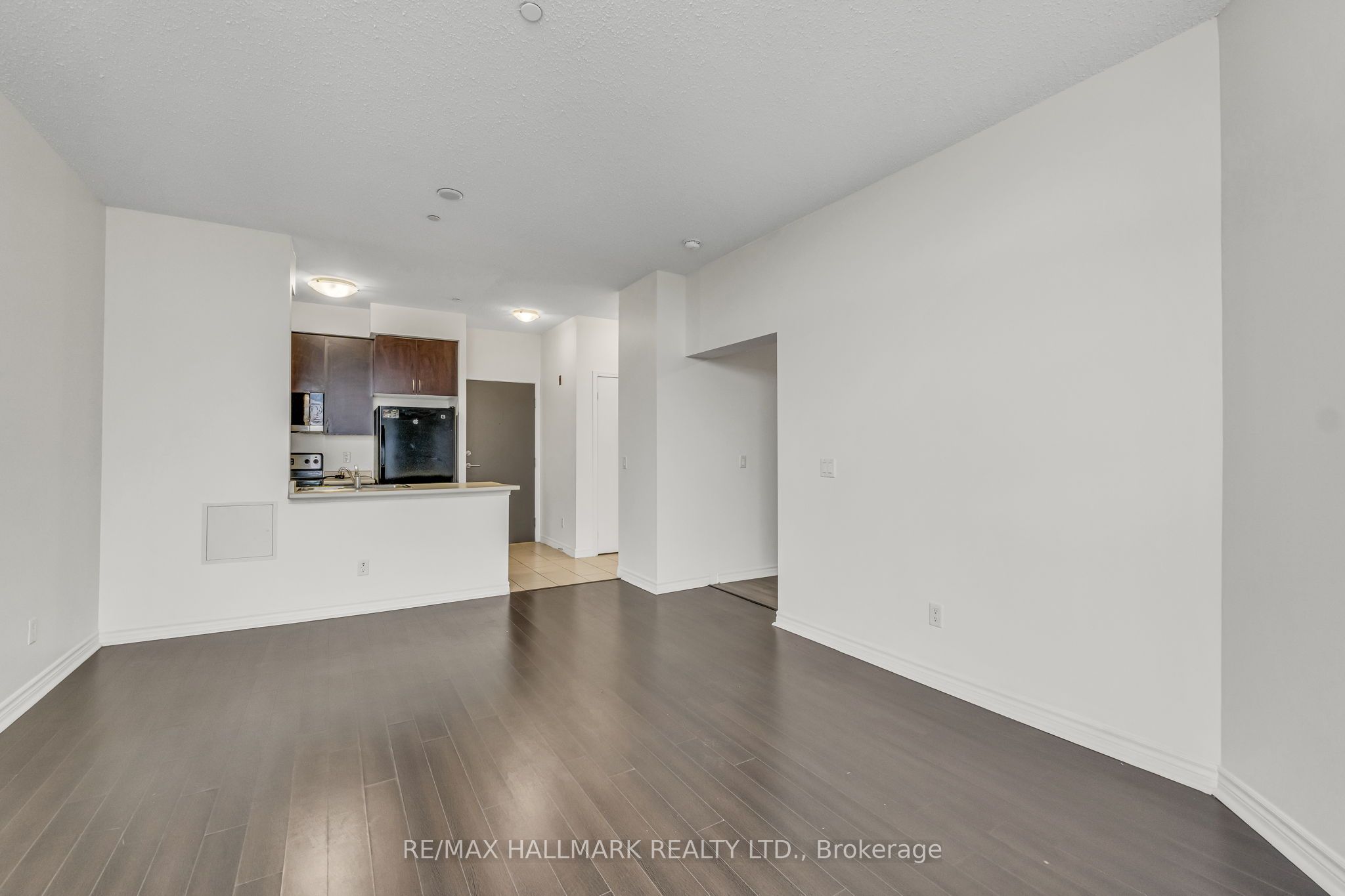 35 Saranac Boulevard 907 Property Photo 11