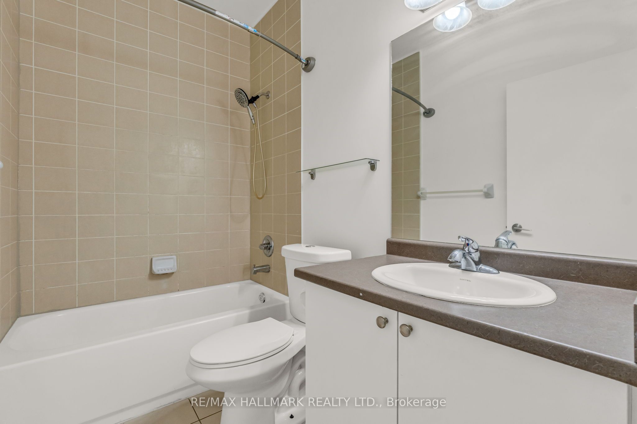 35 Saranac Boulevard 907 Property Photo 17