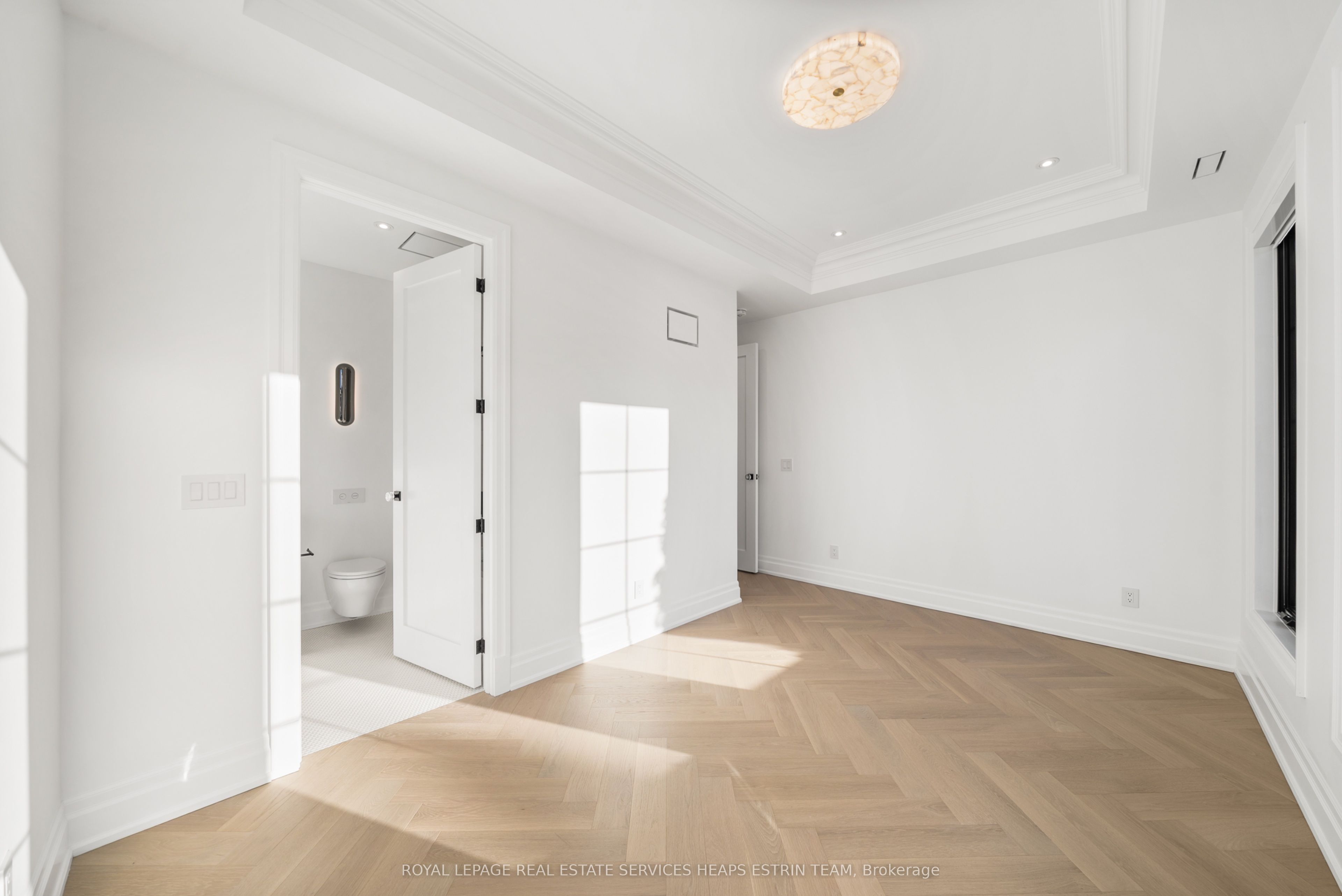 23 Lippincott Street Property Photo 19