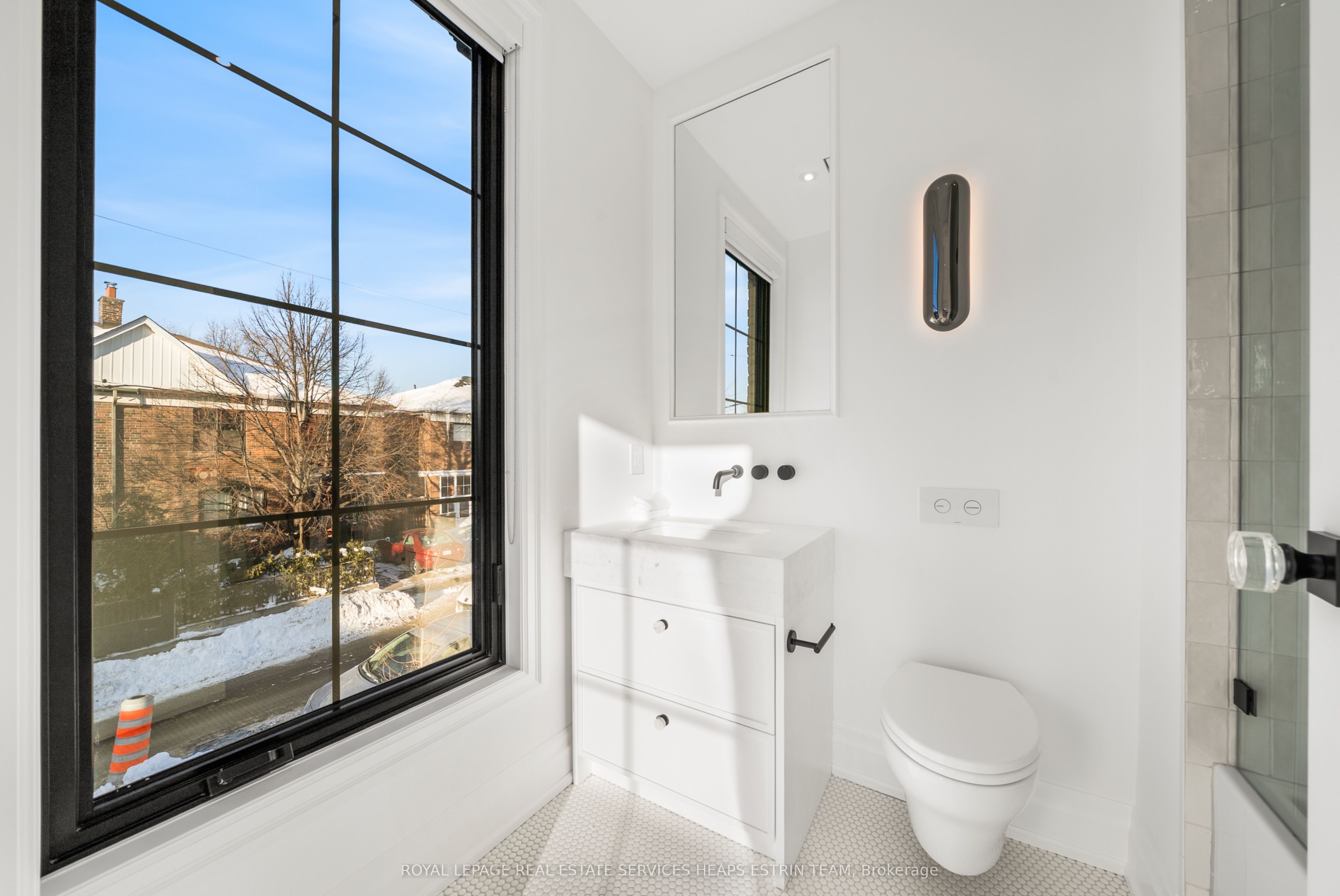 23 Lippincott Street Property Photo 20