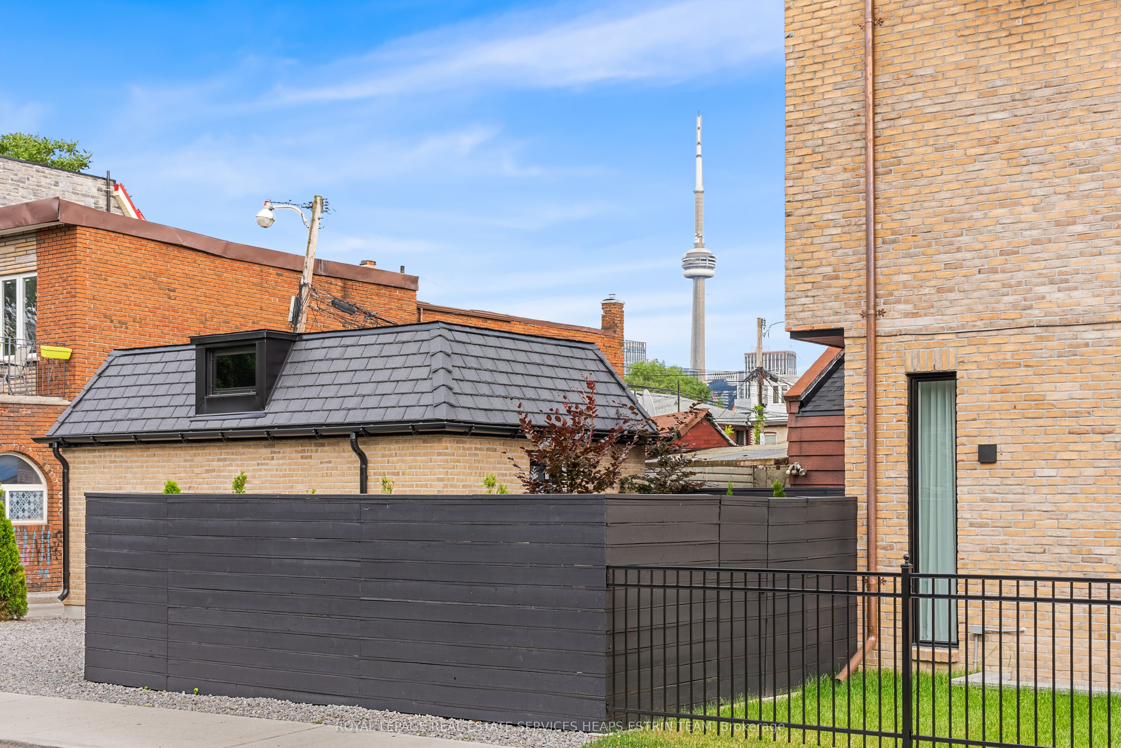 23 Lippincott Street Property Photo 45
