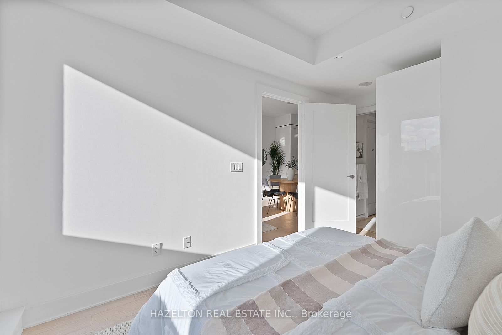 128 Pears Avenue 302 Property Photo 21