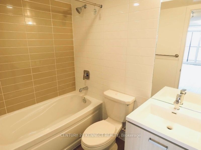 125 Redpath Avenue 2513 Property Photo 7