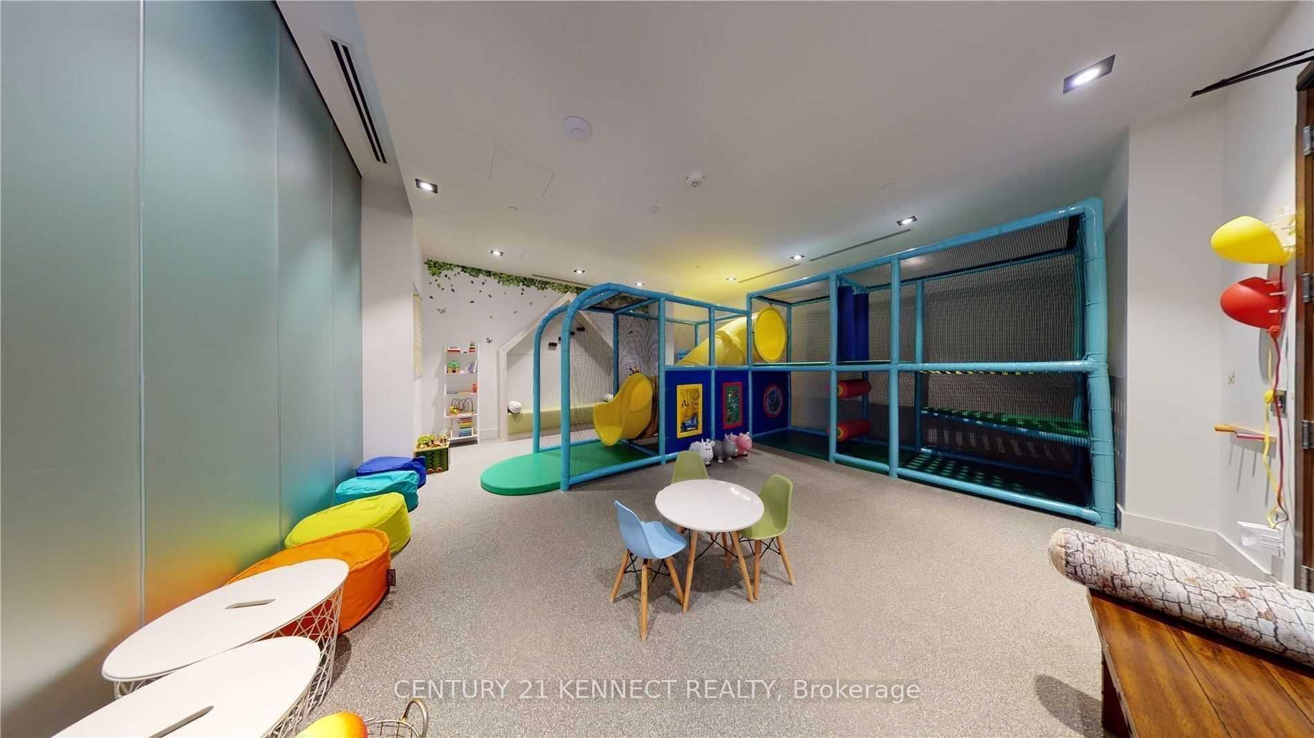 125 Redpath Avenue 2513 Property Photo 11