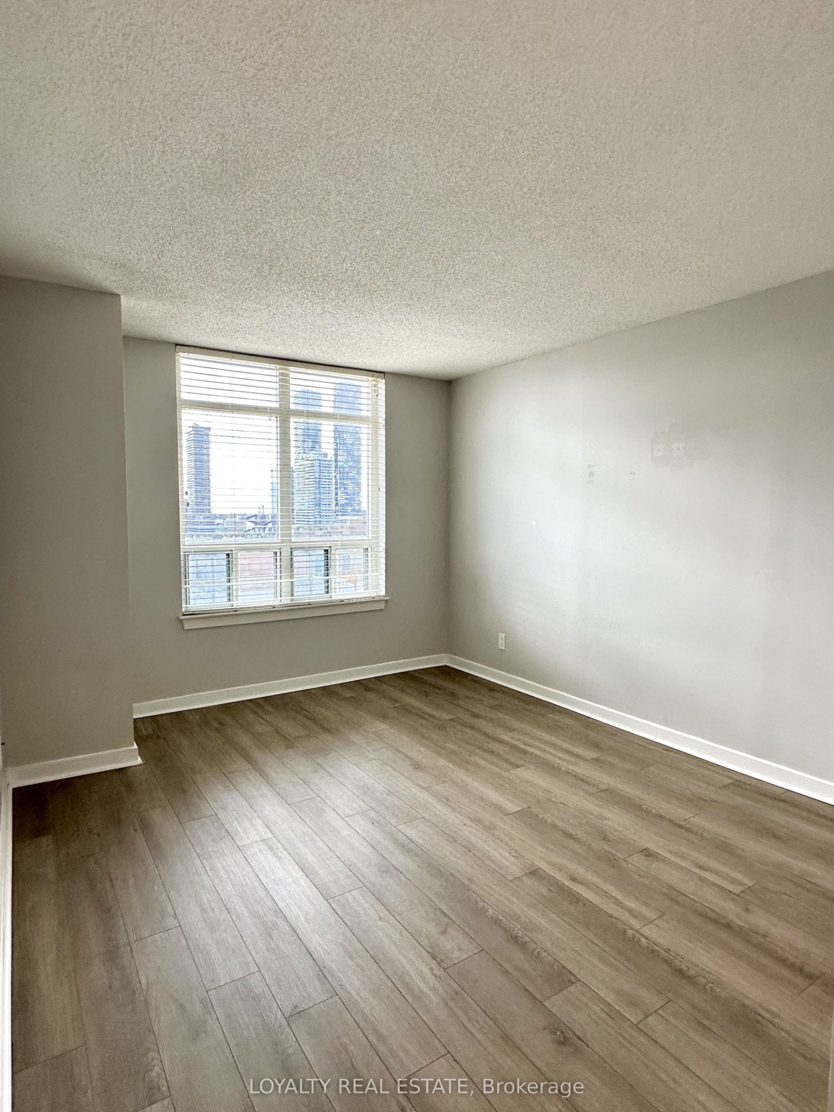 255 Richmond Street E Ph14 Property Photo 12