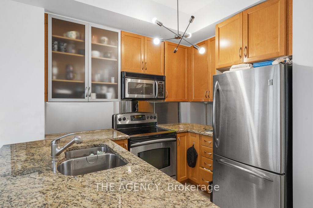 438 King Street W 1314 Property Photo 12