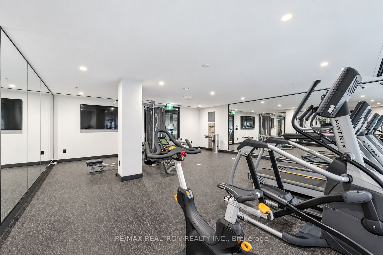 2525 Bathurst Street 103 Property Photo 16