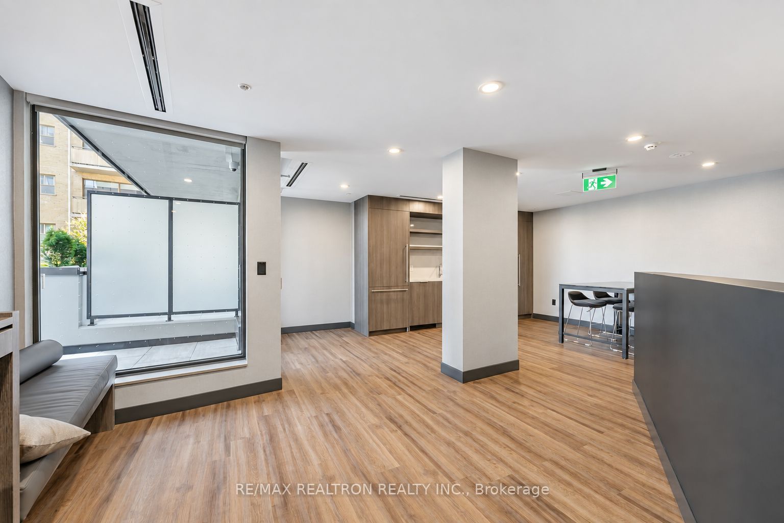 2525 Bathurst Street 103 Property Photo 21