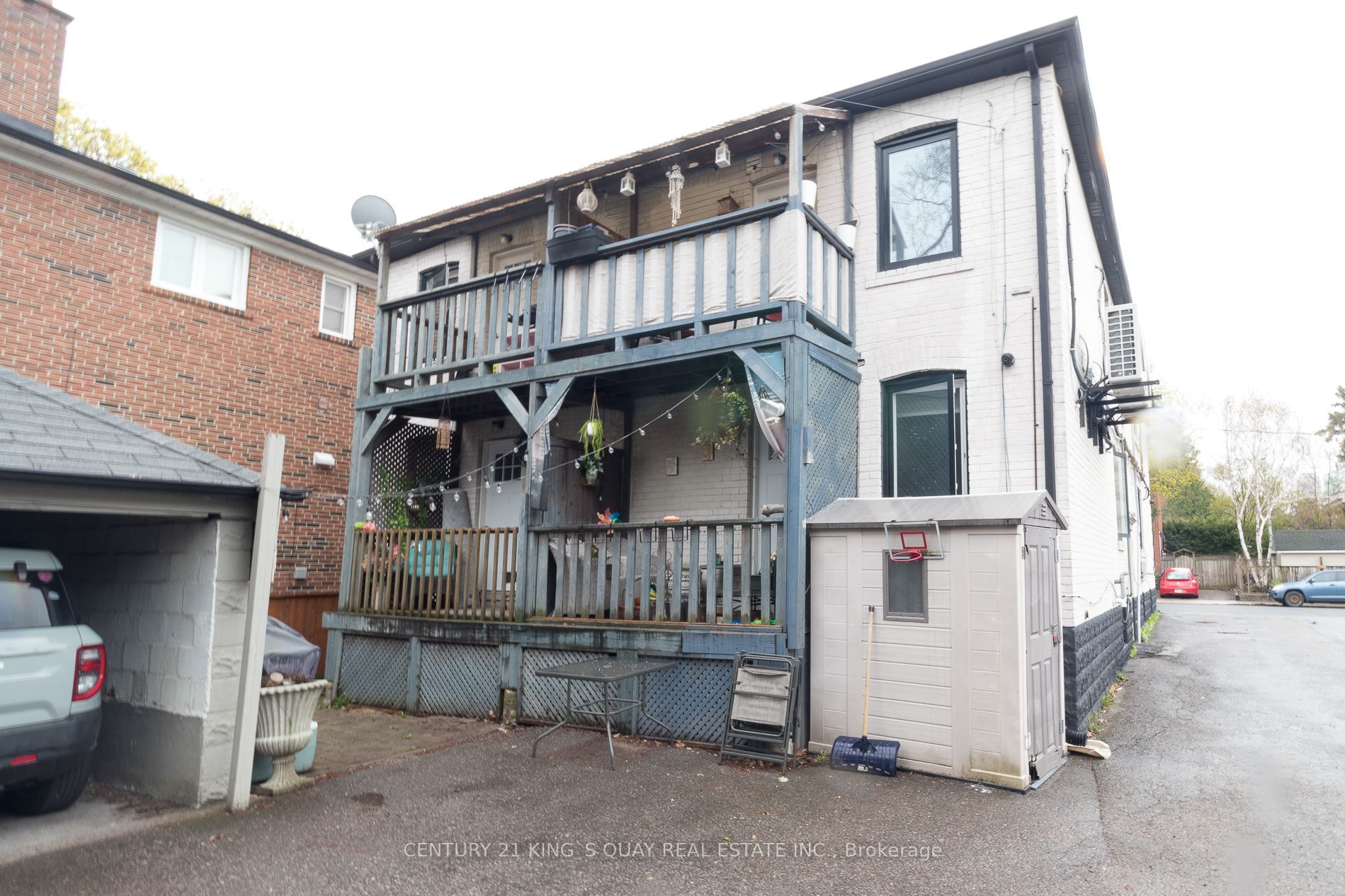 301 Cleveland Street Upper Property Photo 16