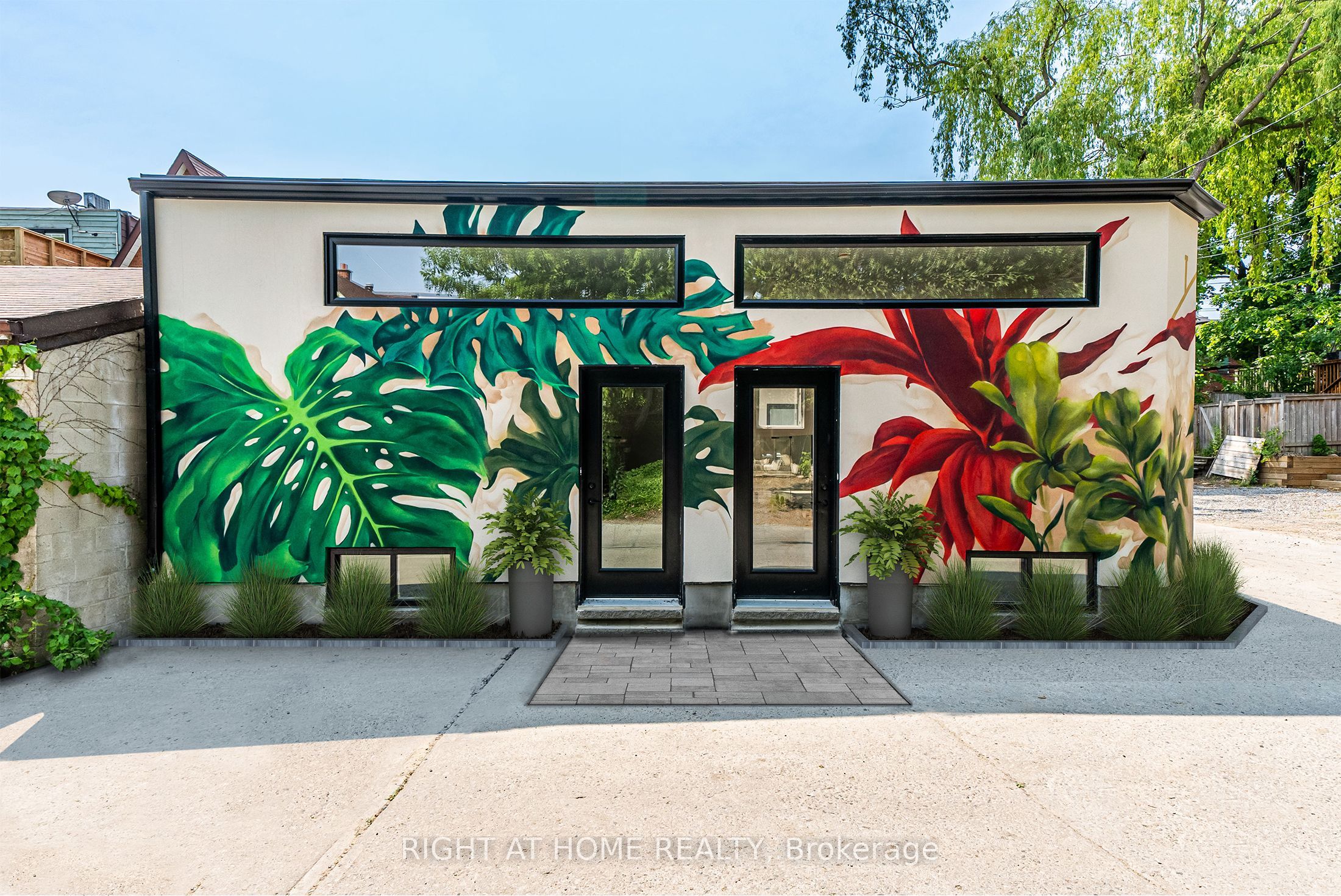367 Howland Avenue 5 Property Photo 12