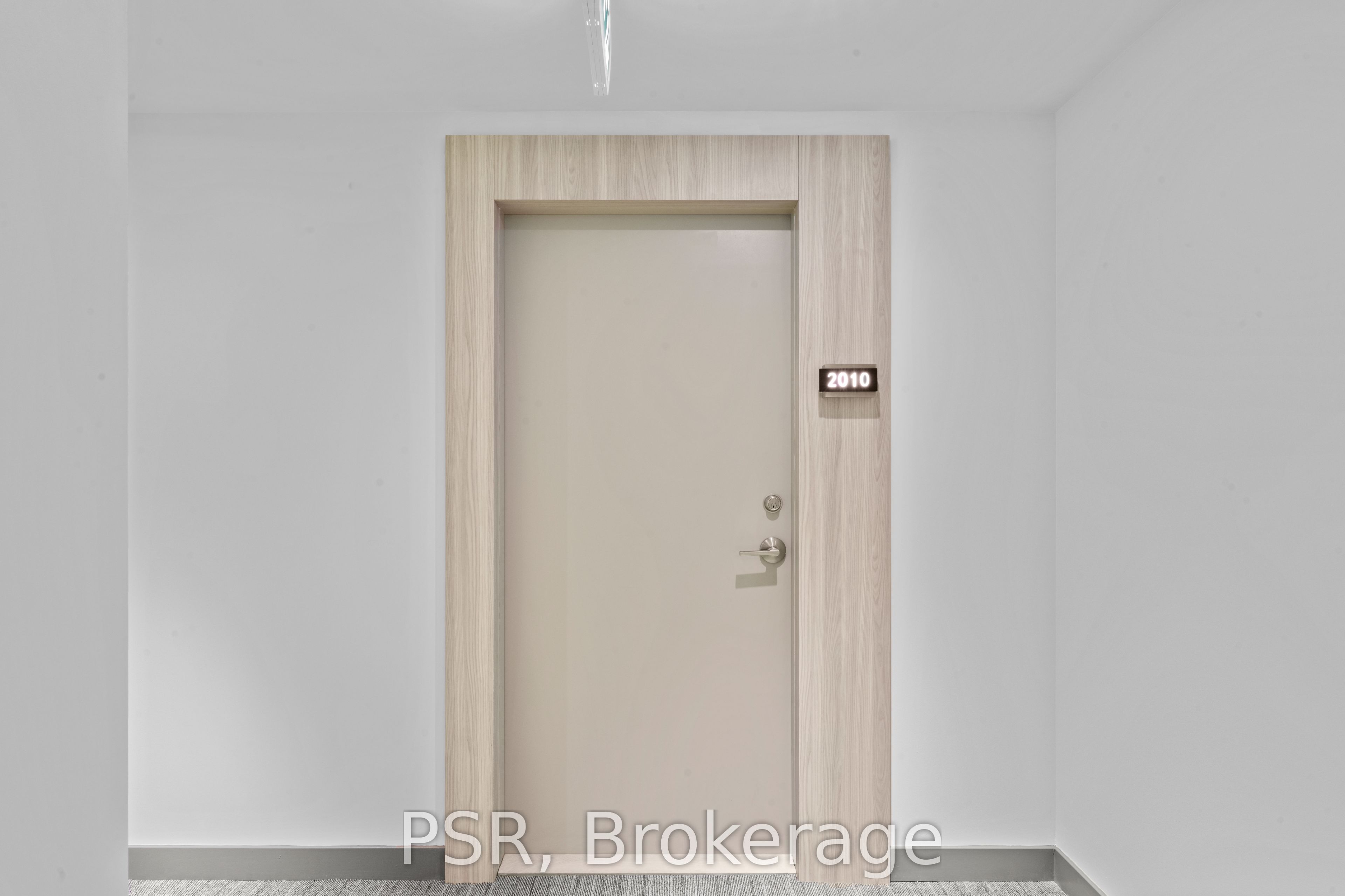 101 Roehampton Avenue 2510 Property Photo 14