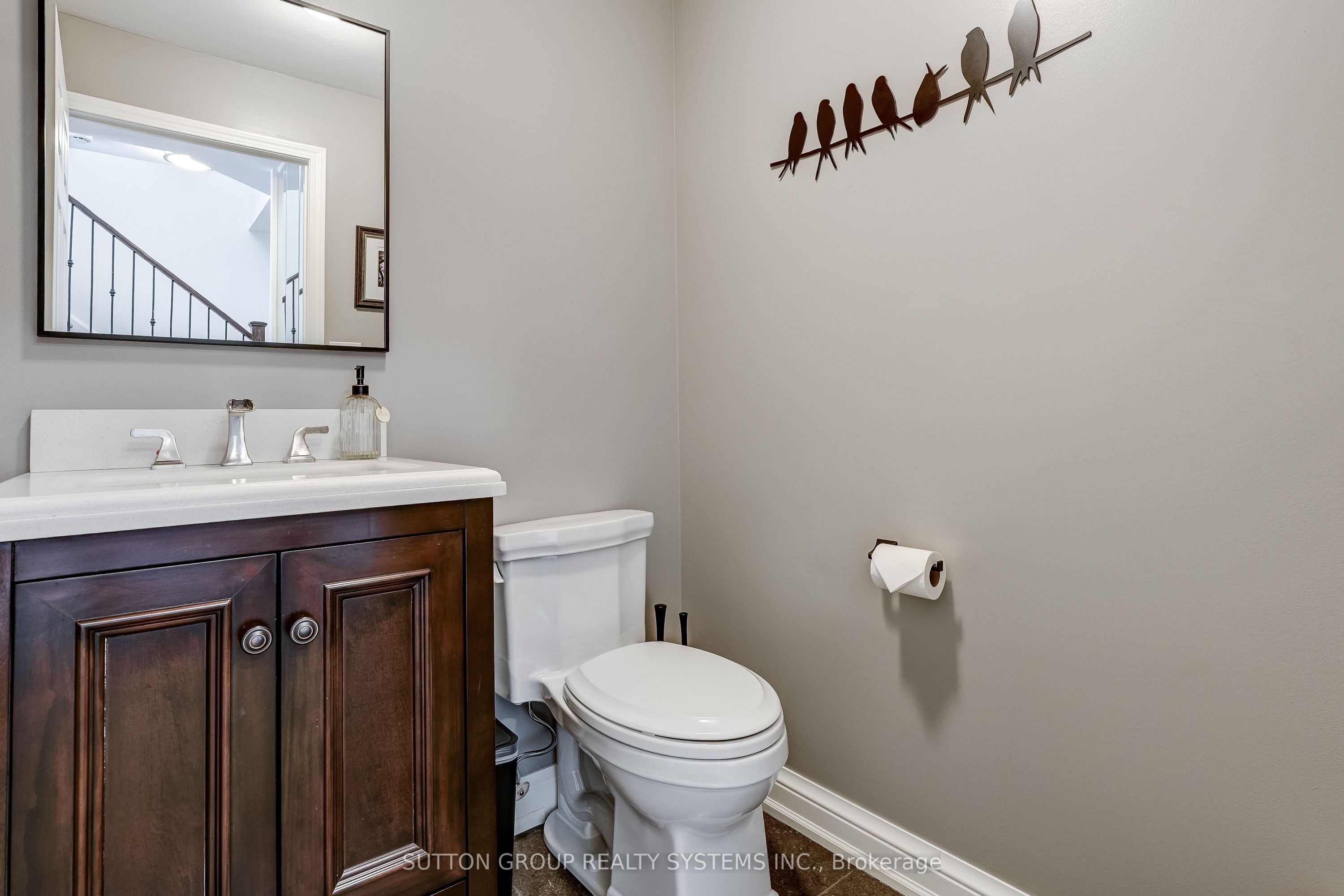 39 Jarvis Street Ph807 Property Photo 8