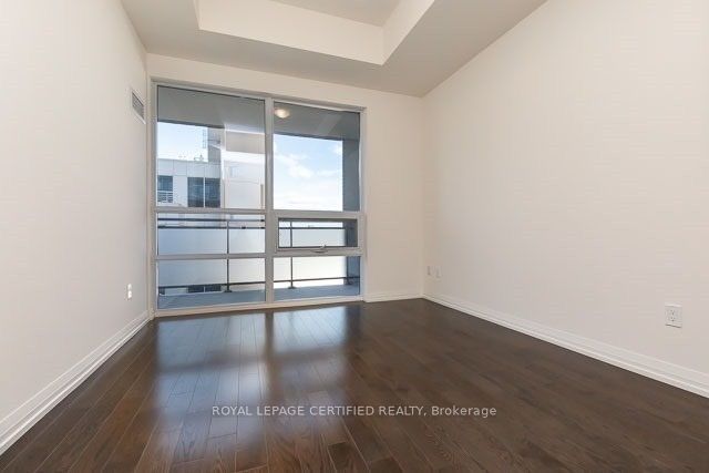 460 Adelaide Street E 835 Property Photo 8