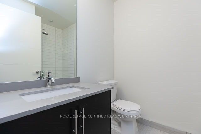 460 Adelaide Street E 835 Property Photo 13
