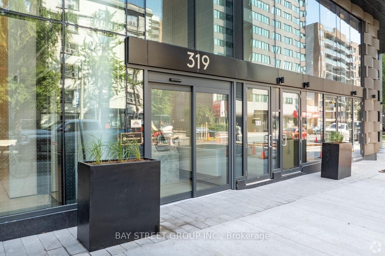 319 Jarvis Street 4911 Property Photo 2