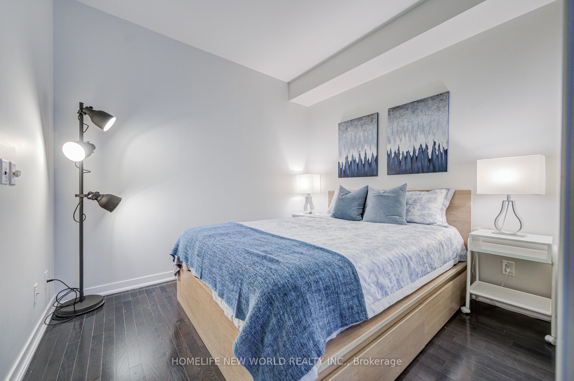 770 Bay Street 508 Property Photo 14