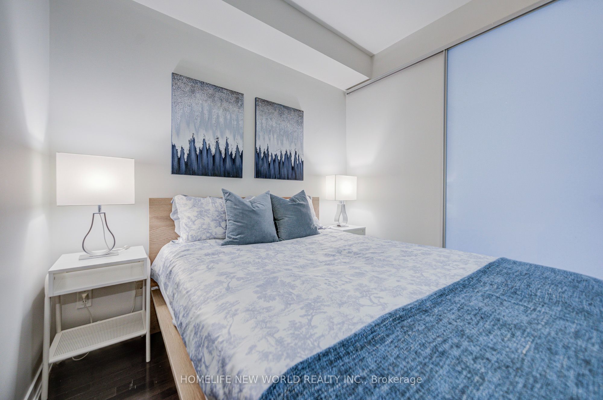 770 Bay Street 508 Property Photo 15