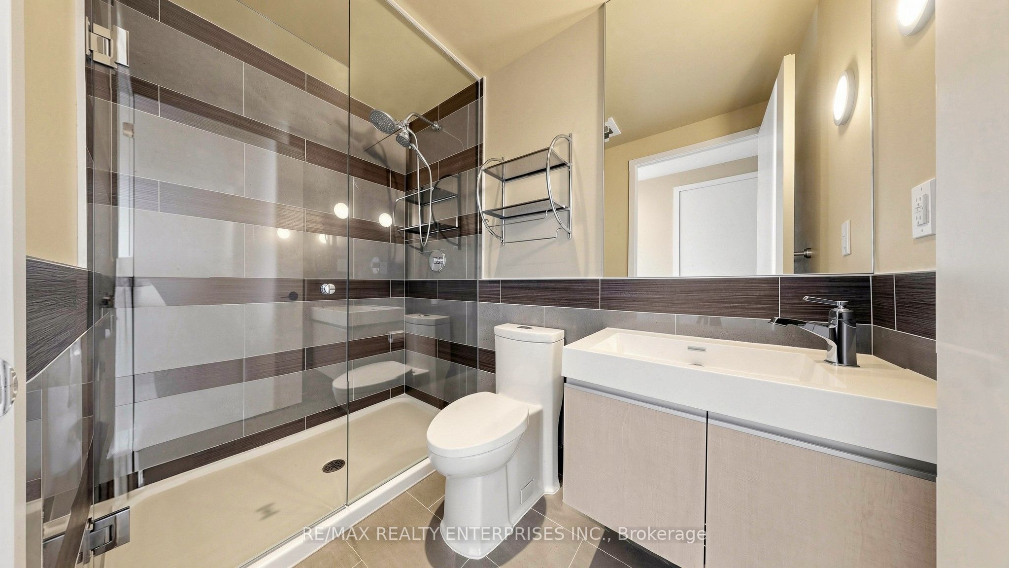 70 Distillery Lane 606 Property Photo 13