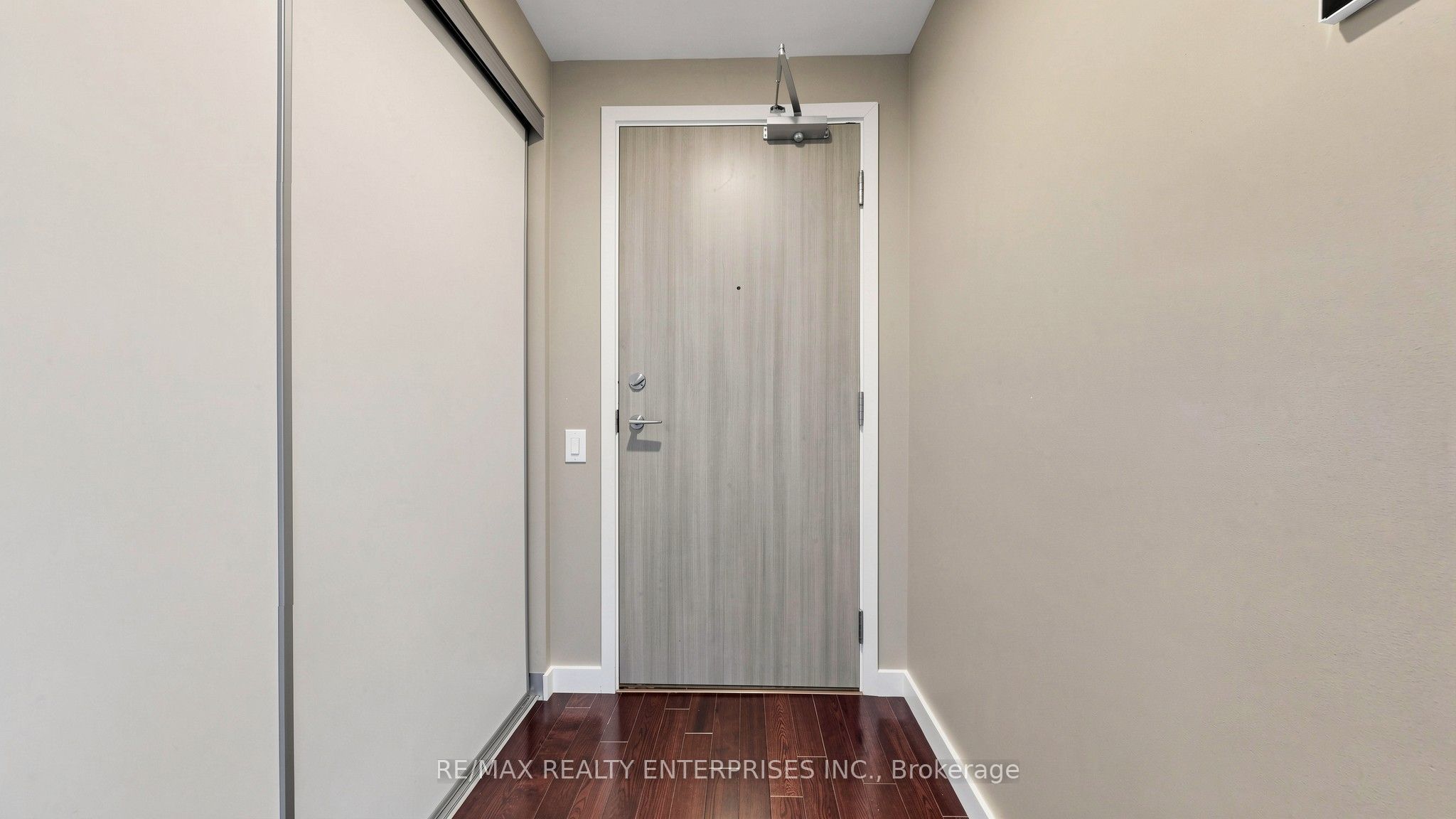 70 Distillery Lane 606 Property Photo 15