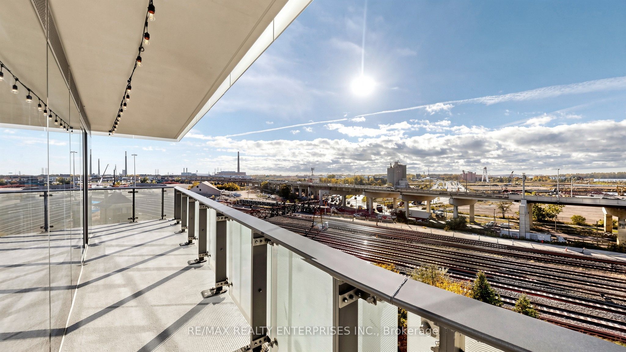 70 Distillery Lane 606 Property Photo 16