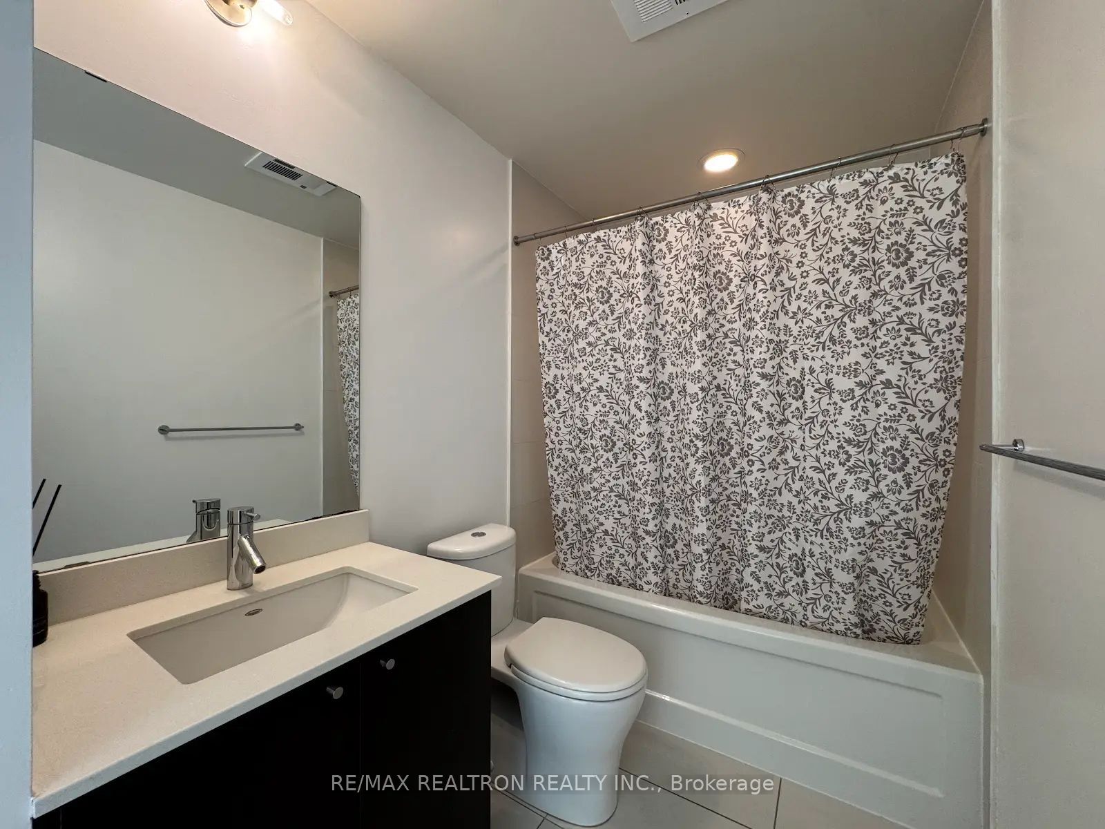 78 Tecumseth Street 1604 Property Photo 14