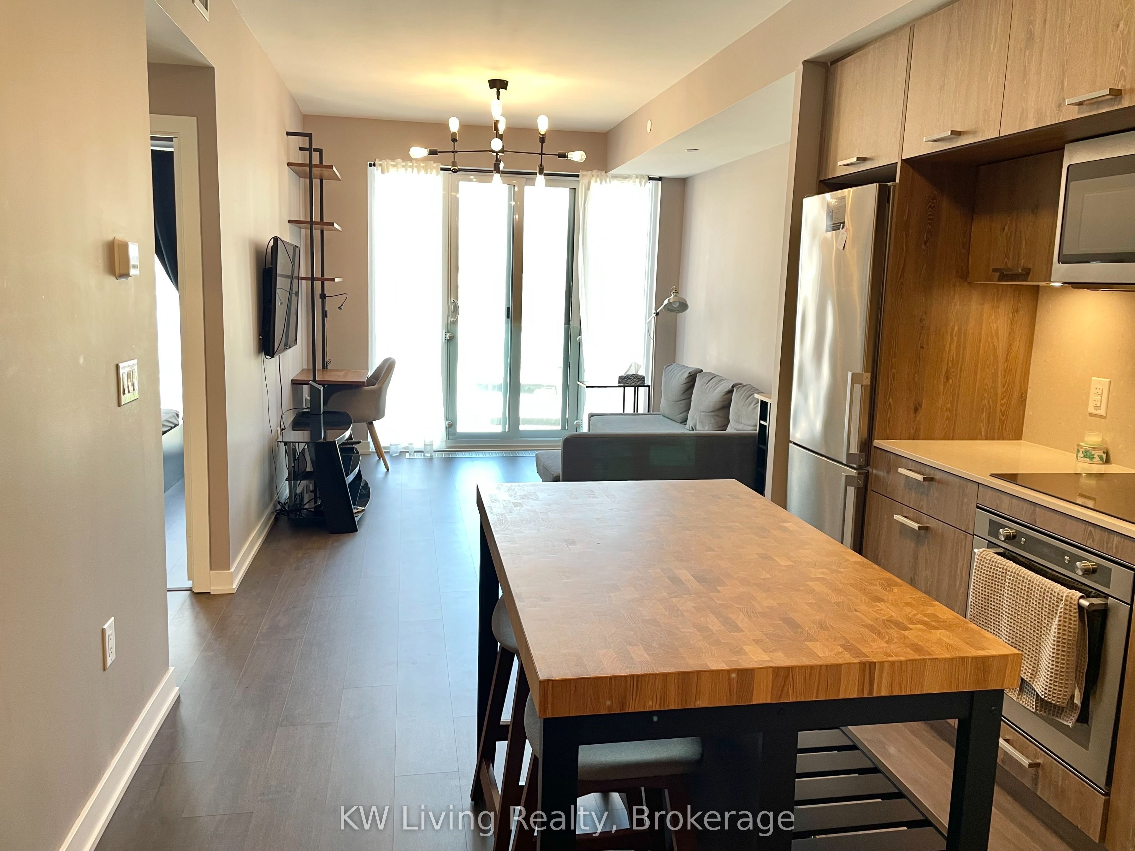 50 Mccaul Street 1109 Property Photo 8