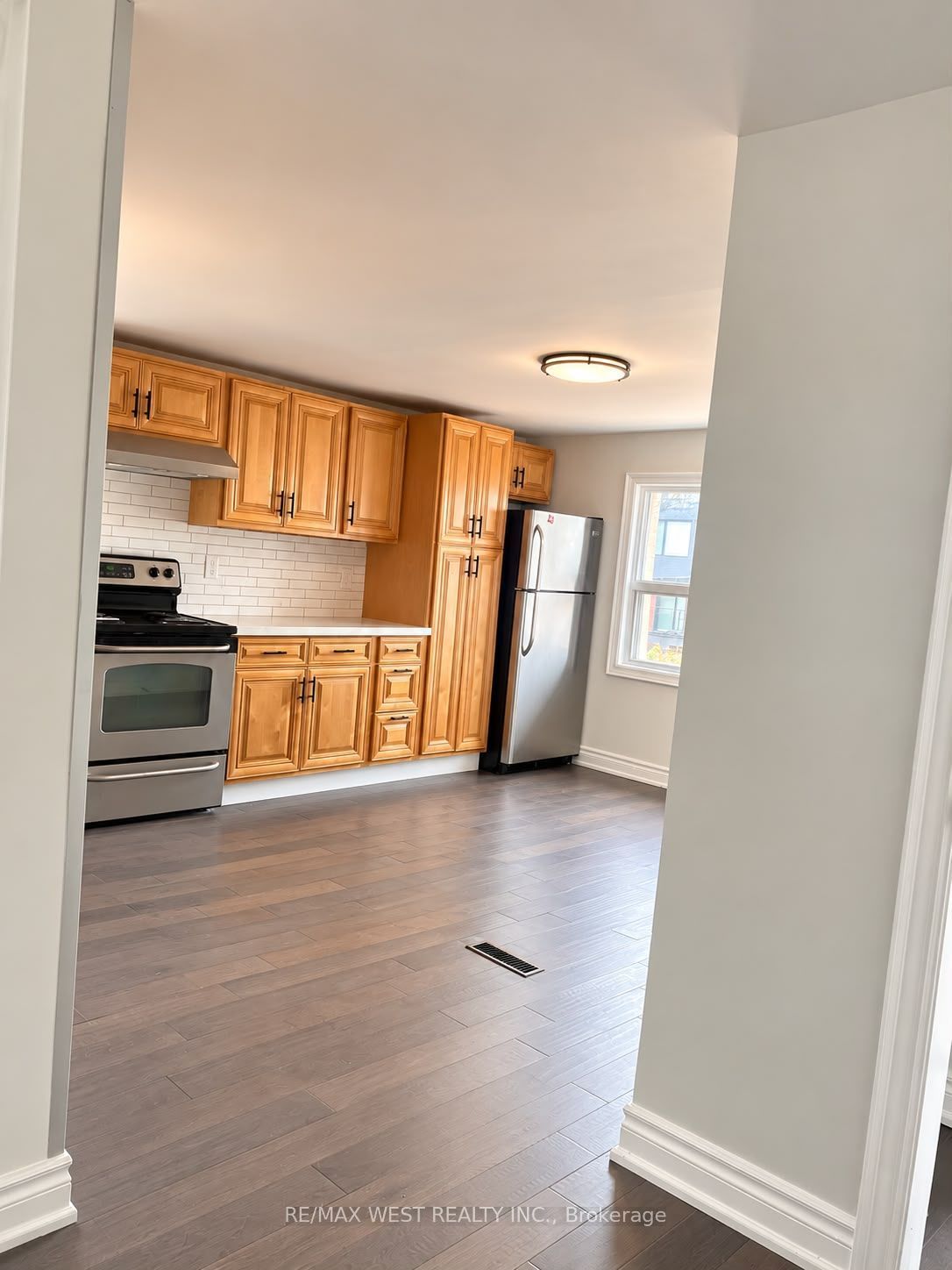 181 Cedric Avenue Upper Property Photo 3